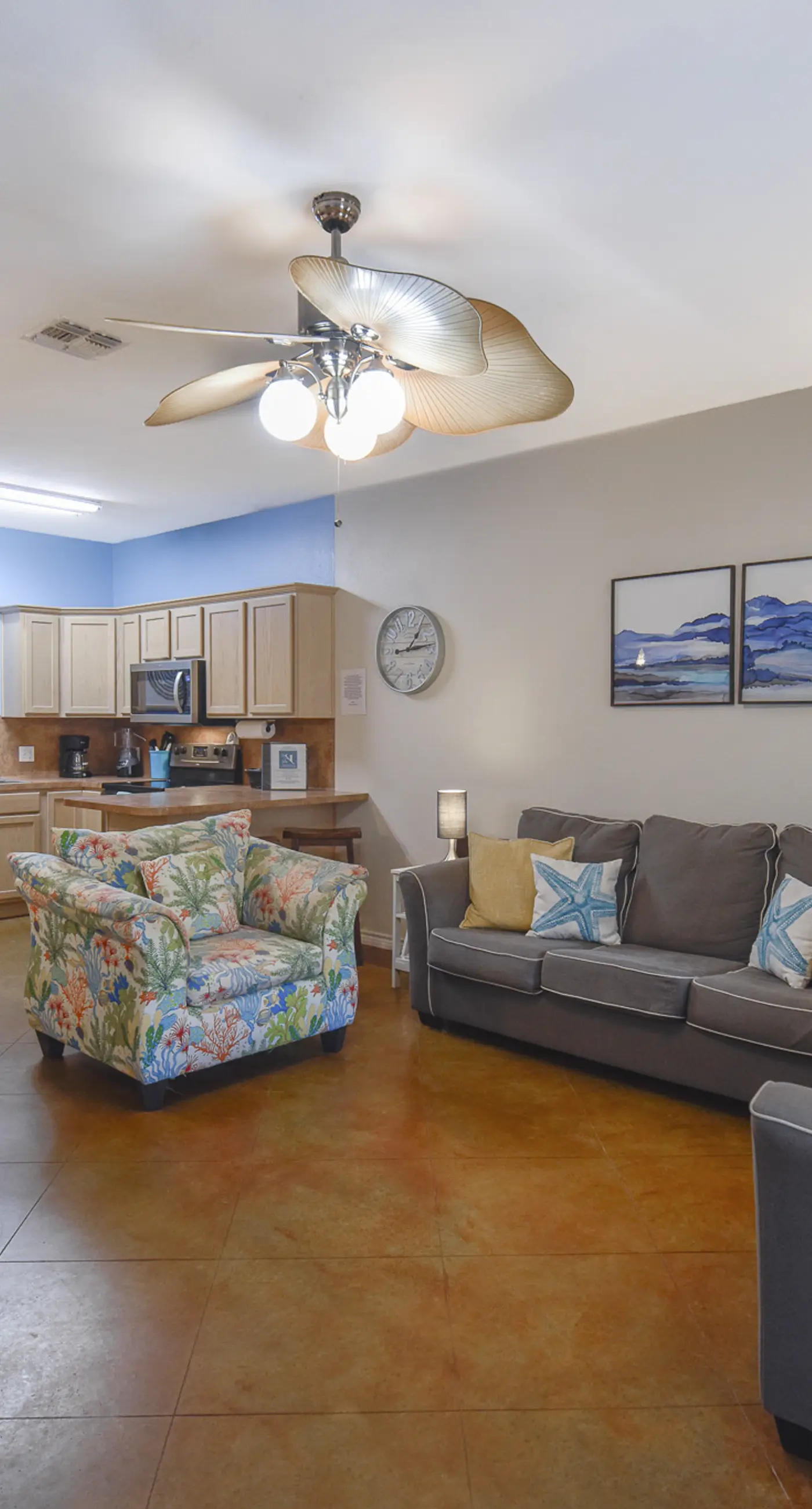 Palm Bay 305