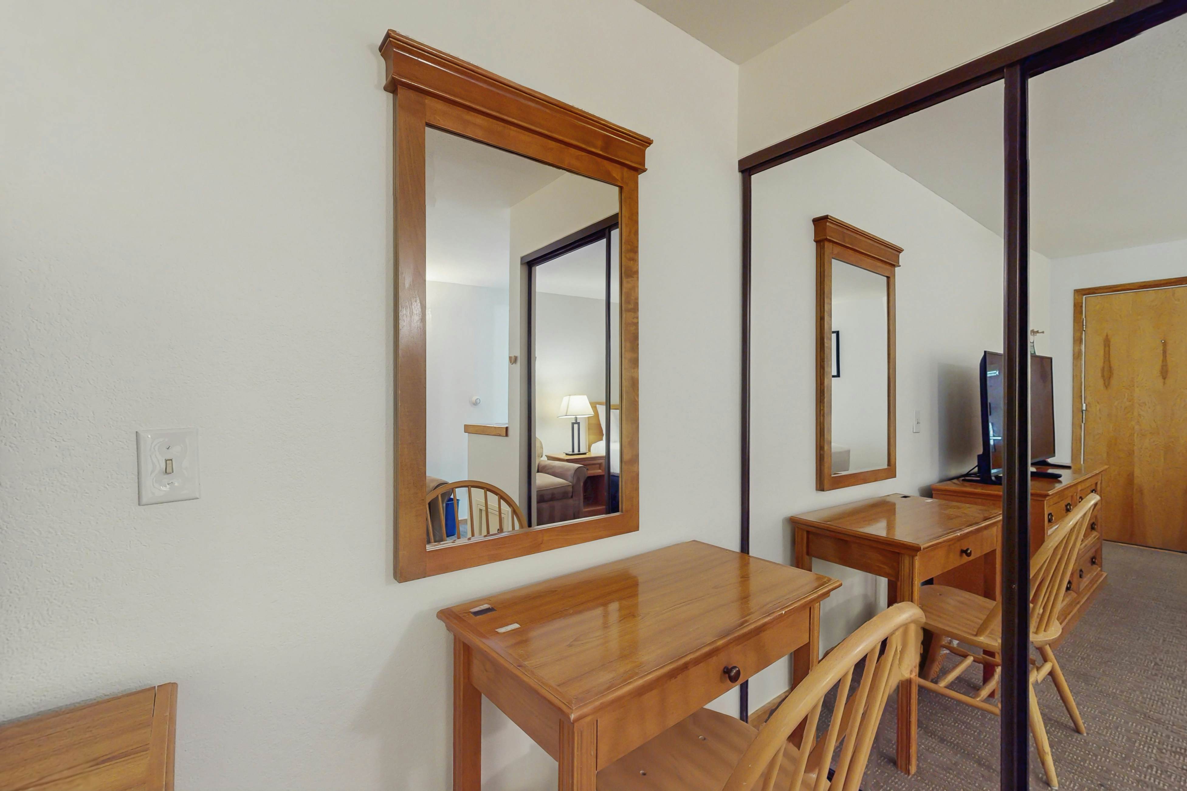 Aspen Mountain Lodge 300