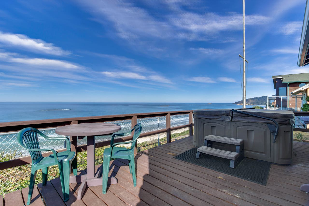 Beverly Beach Whale Lookout 1 BD Vacation Rental in Newport, OR Vacasa