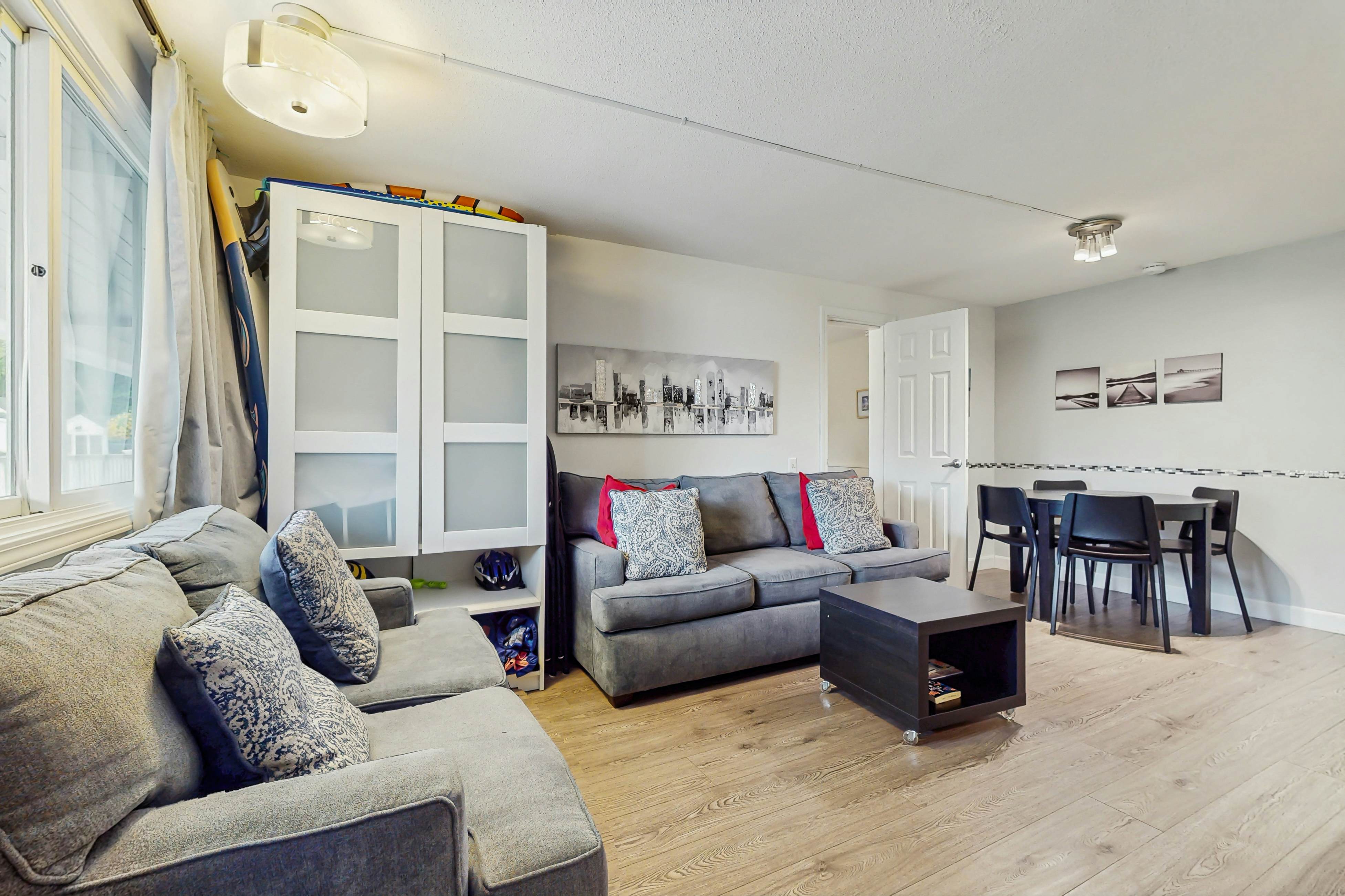 Paradise Cove - Holiday House M17-18