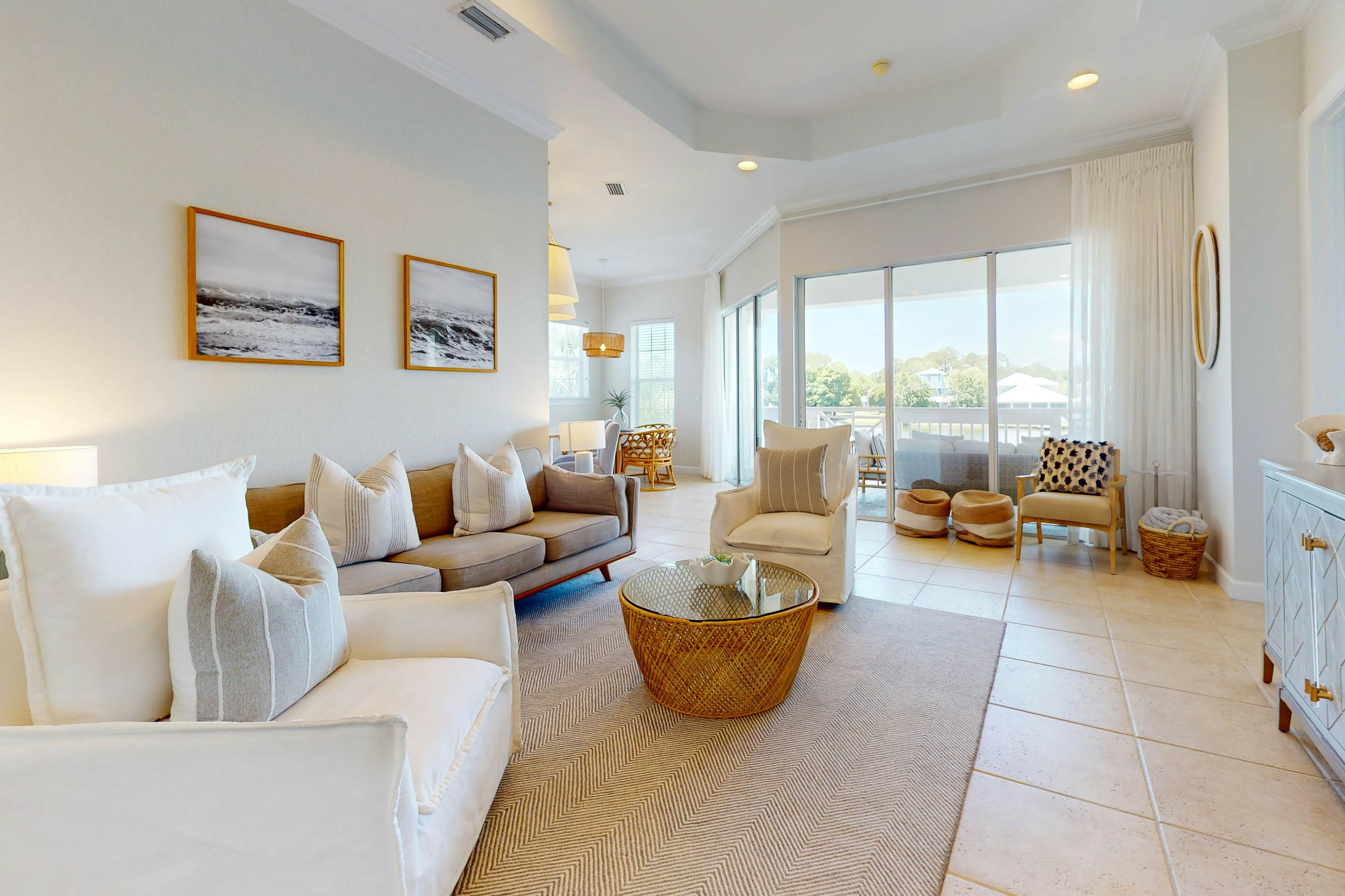 Crystal Cove #301 Wine Down