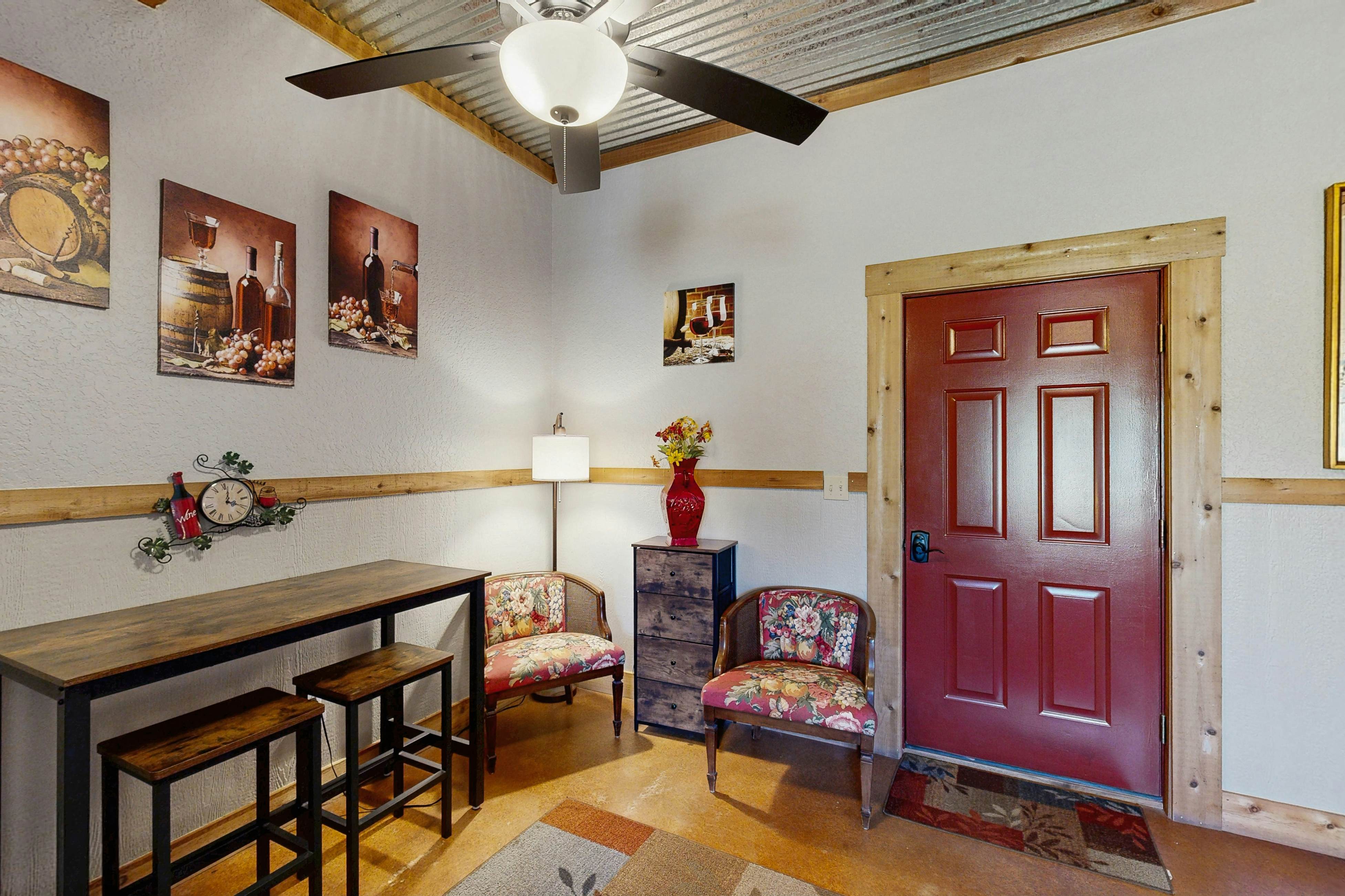 Historic Rocky Hill - Malbec Suite