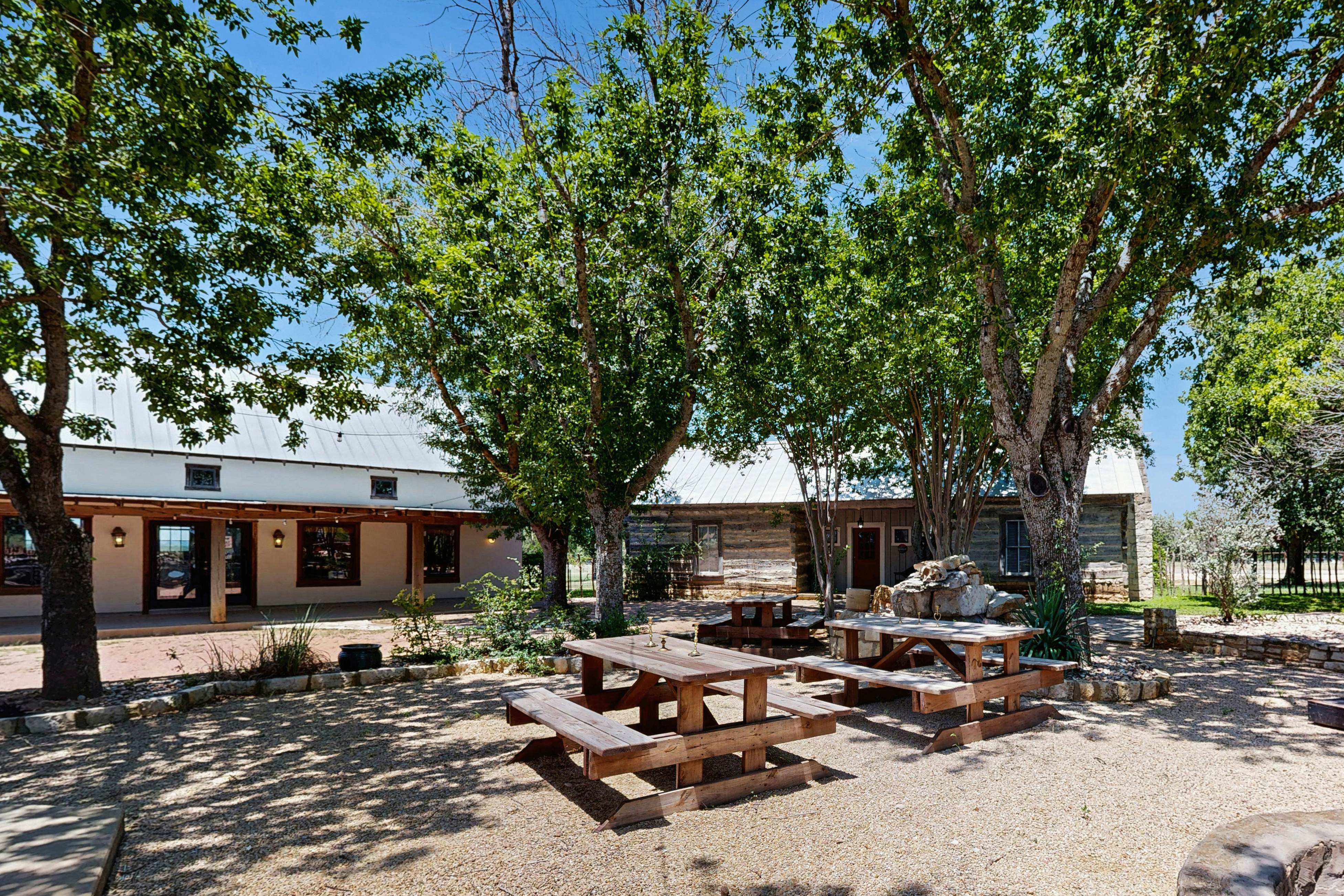 Historic Rocky Hill - Malbec Suite