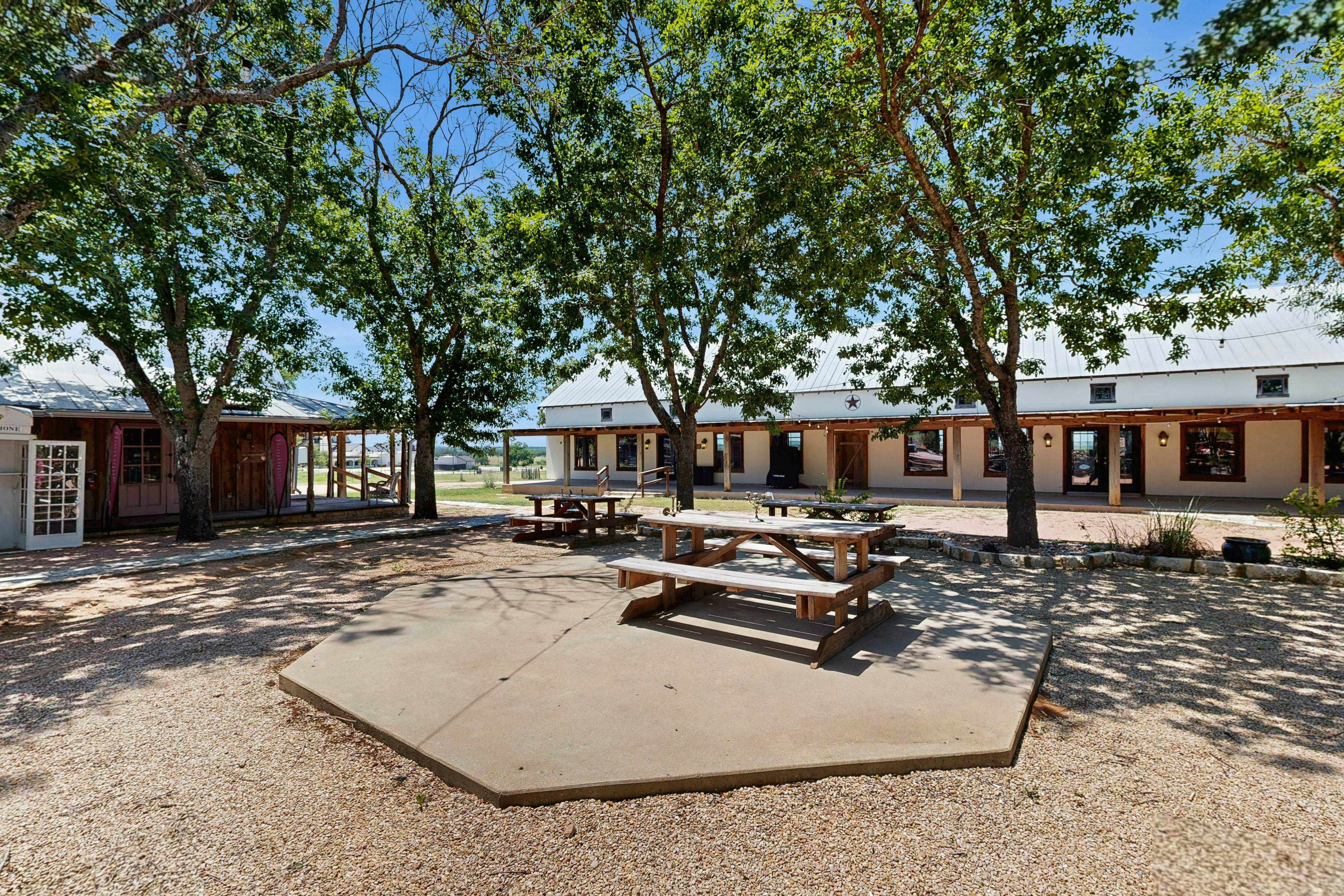 Historic Rocky Hill - Malbec Suite