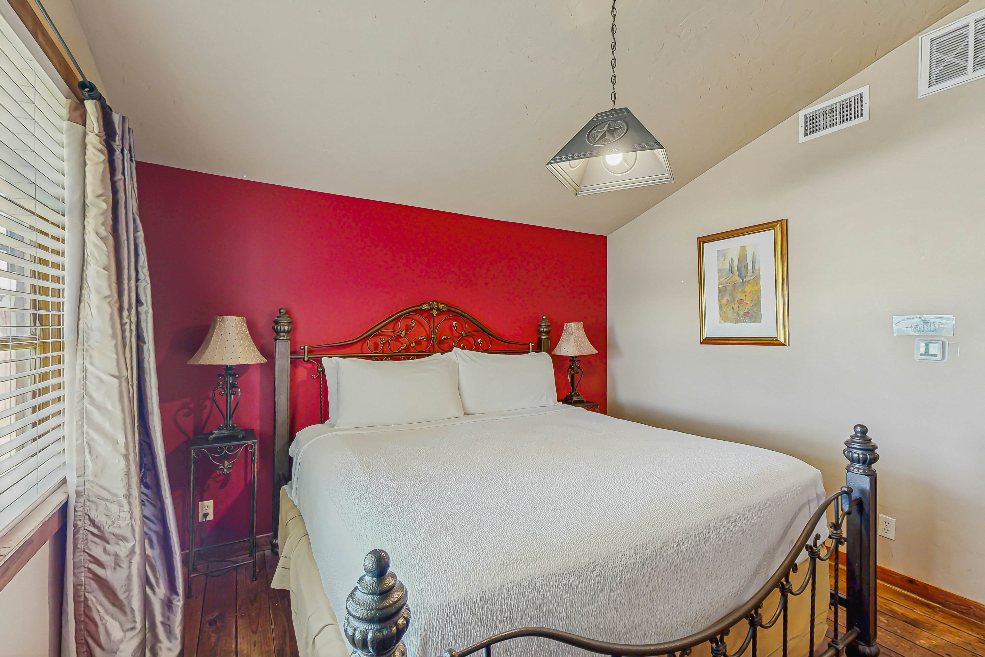 Historic Rocky Hill - Bordeaux Suite