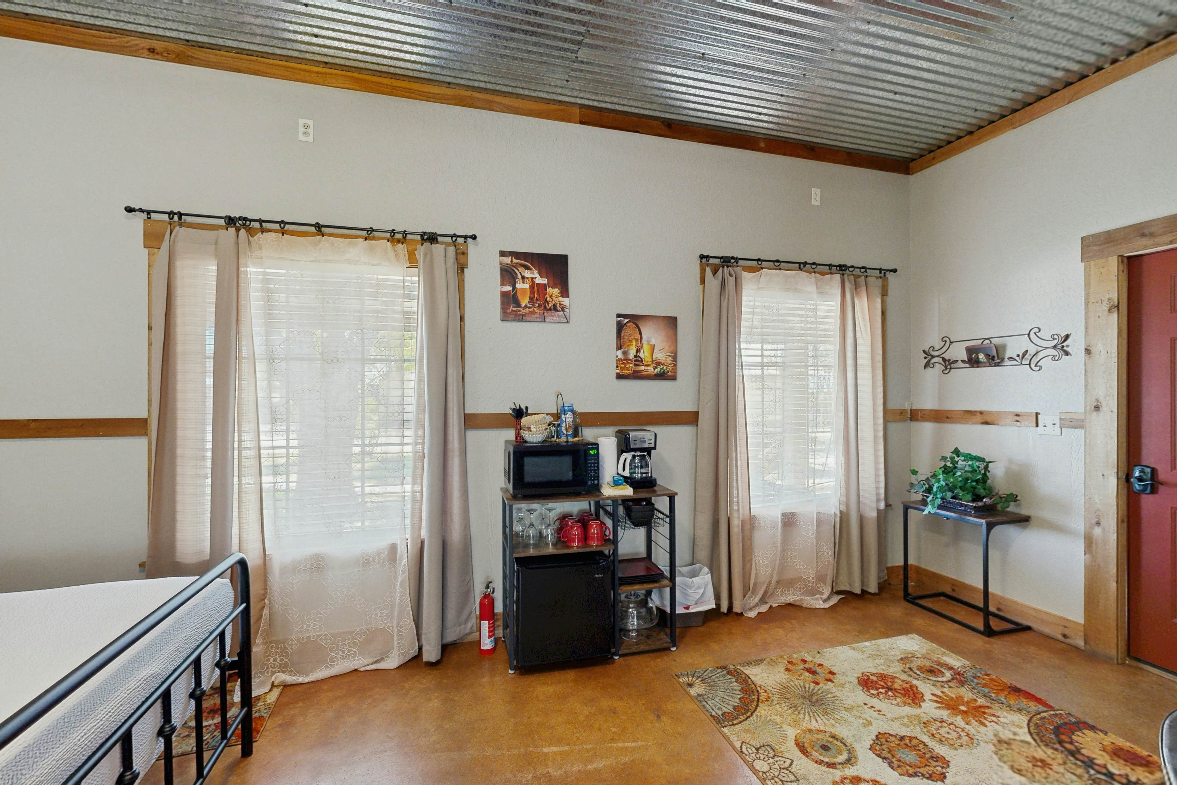 Historic Rocky Hill - Tempranillo Suite