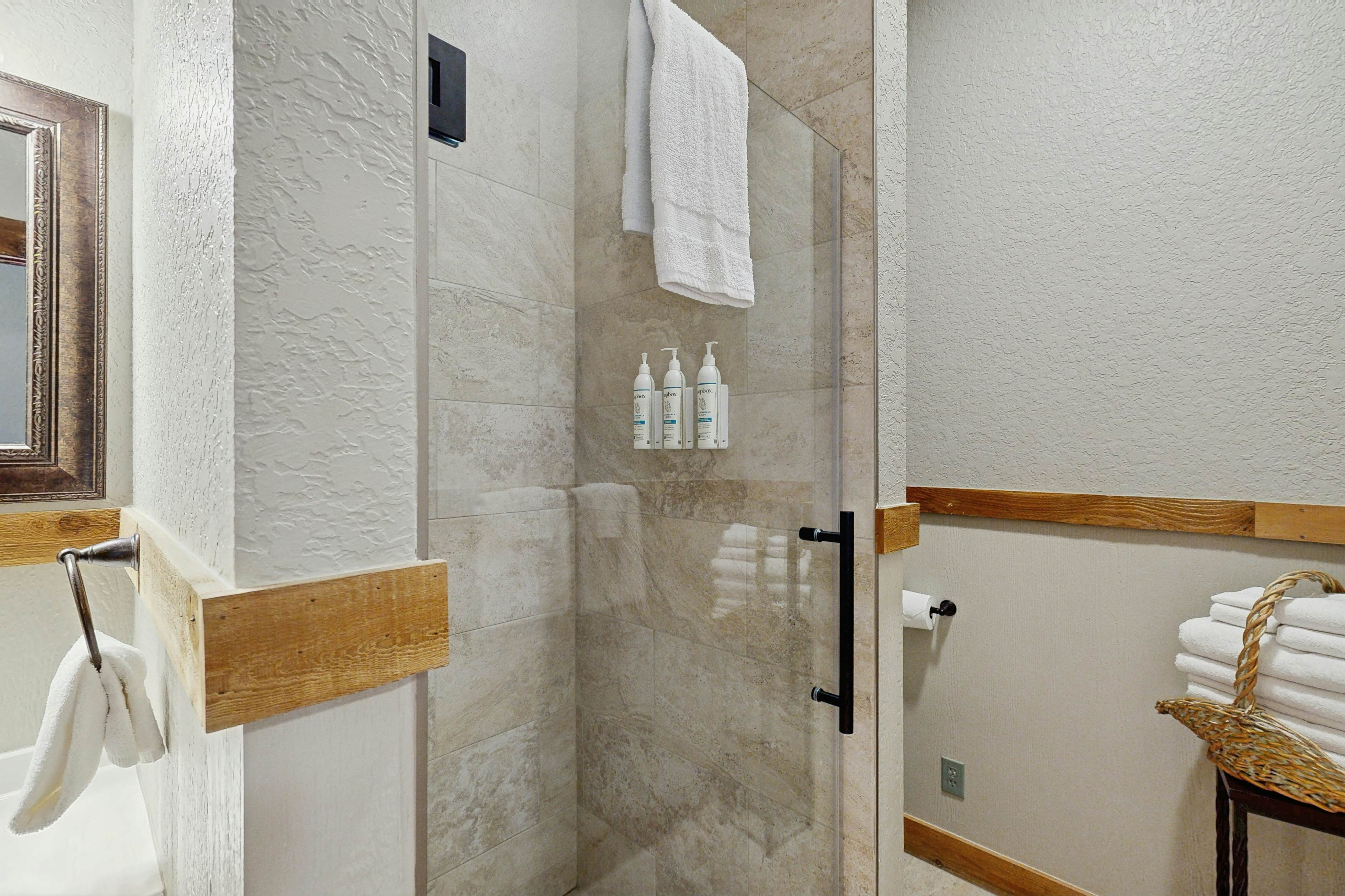 Historic Rocky Hill - Tempranillo Suite