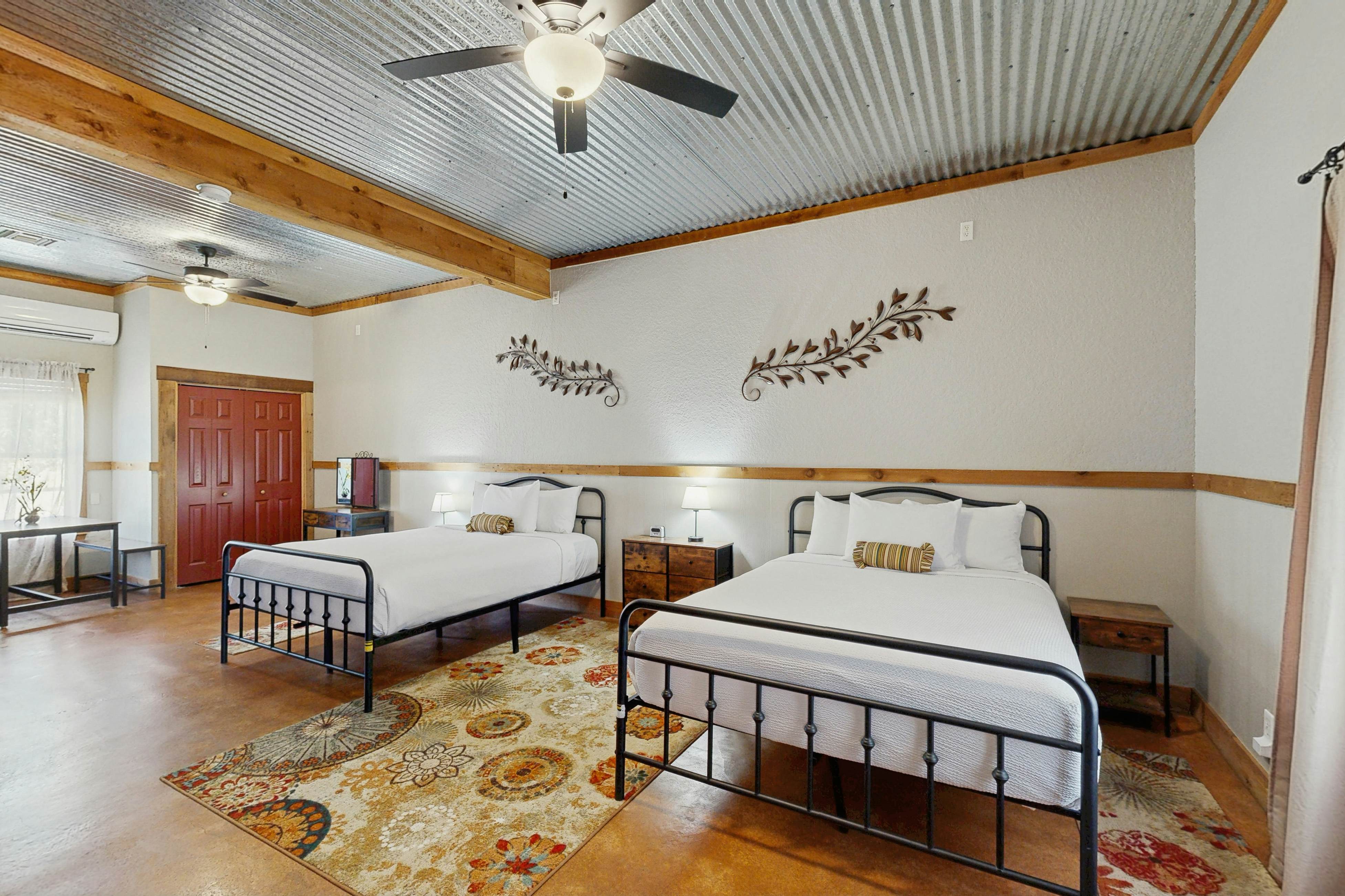 Historic Rocky Hill - Tempranillo Suite