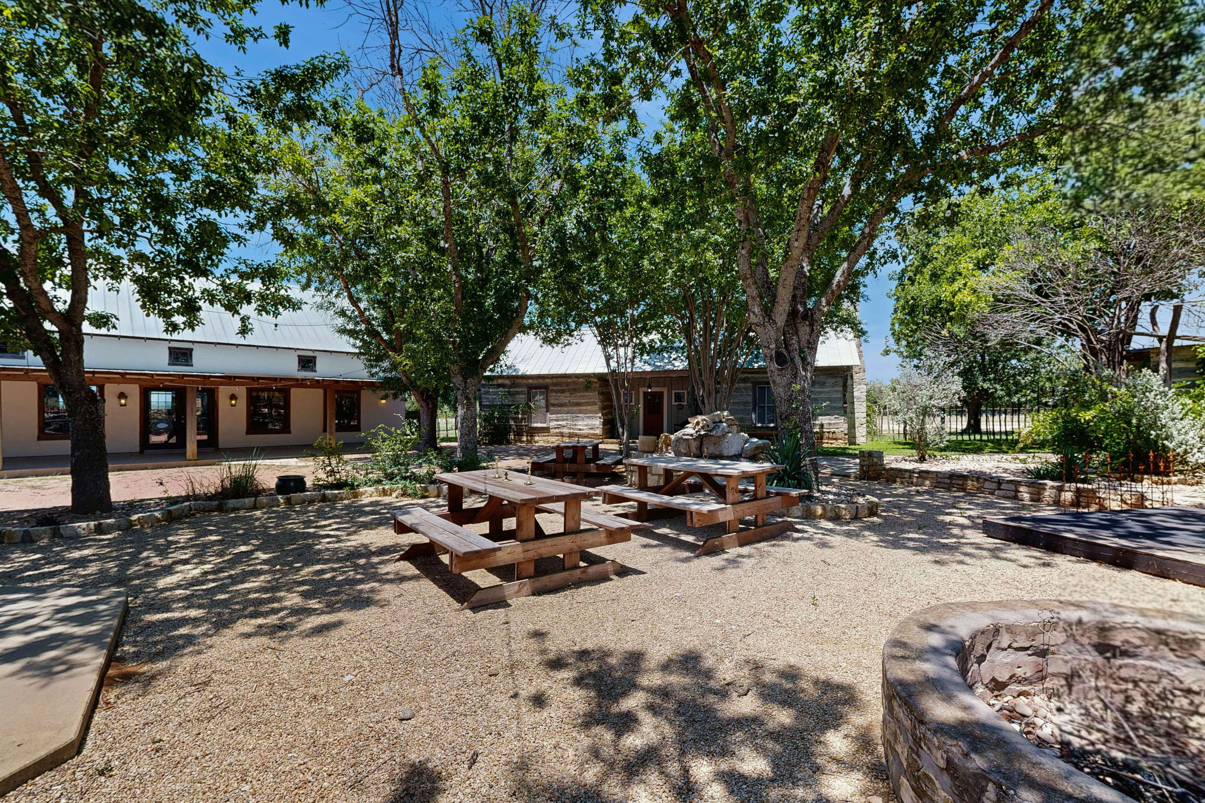 Historic Rocky Hill - Tempranillo Suite