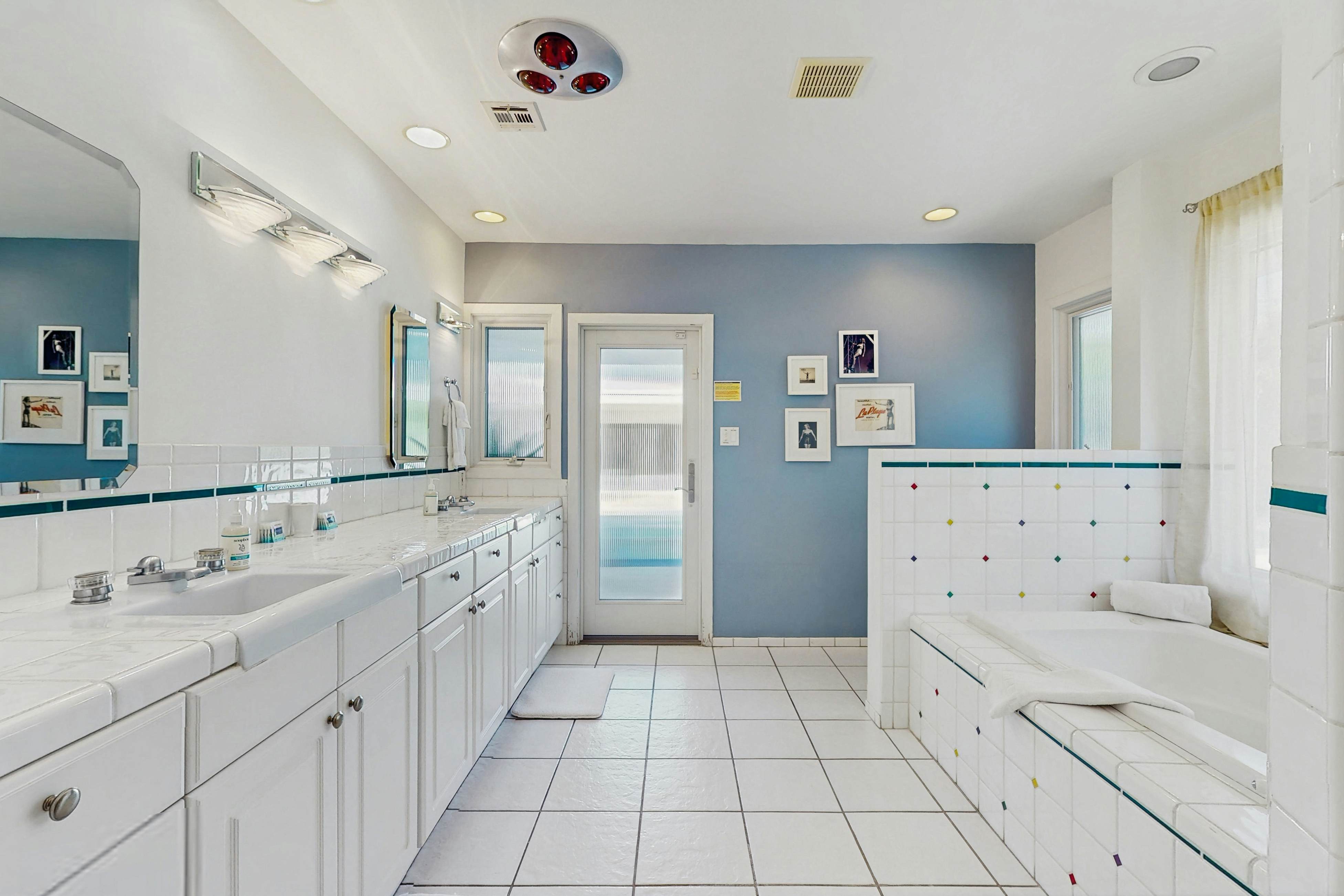 Oscar Mayer House - 1050