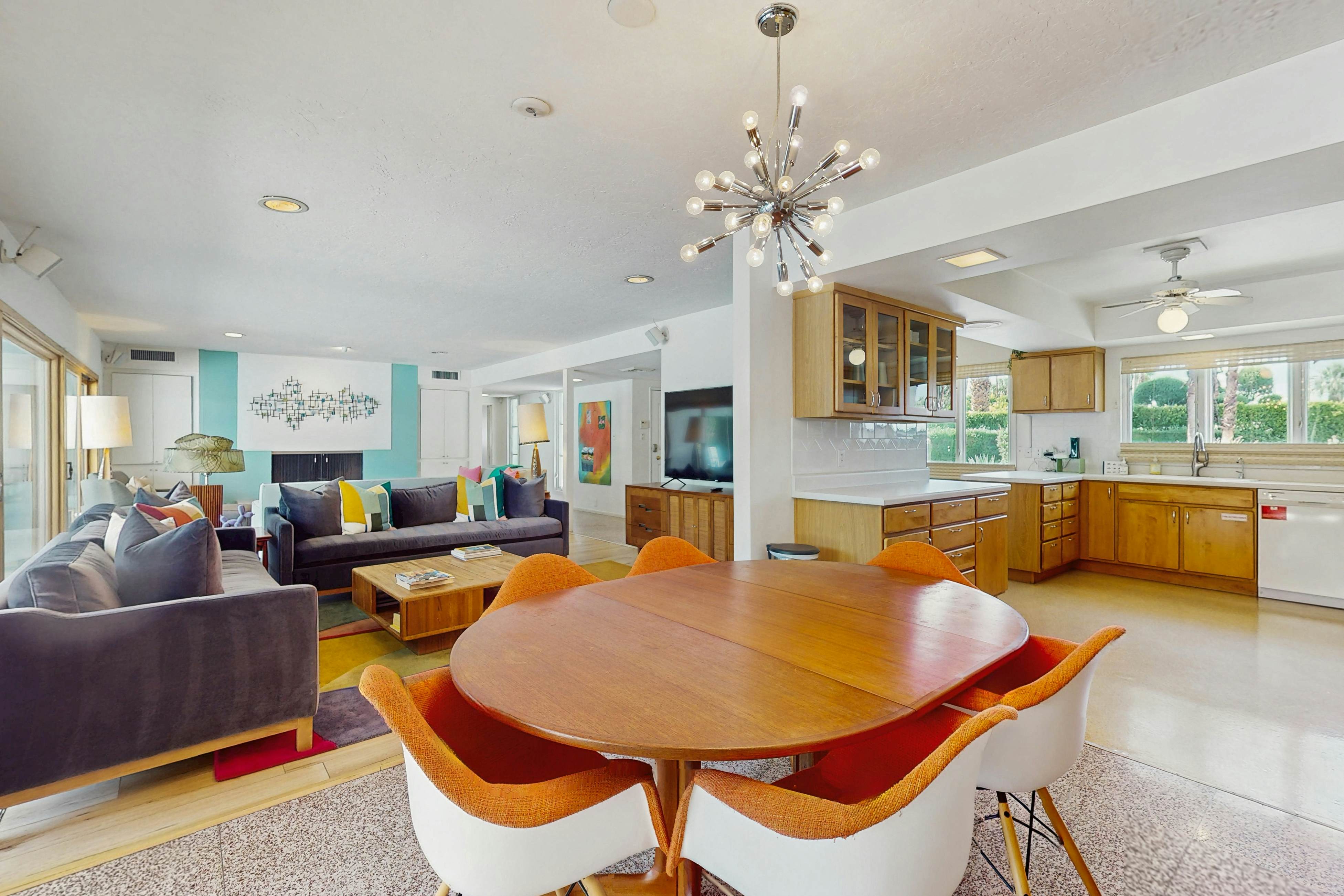 Oscar Mayer House - 1050