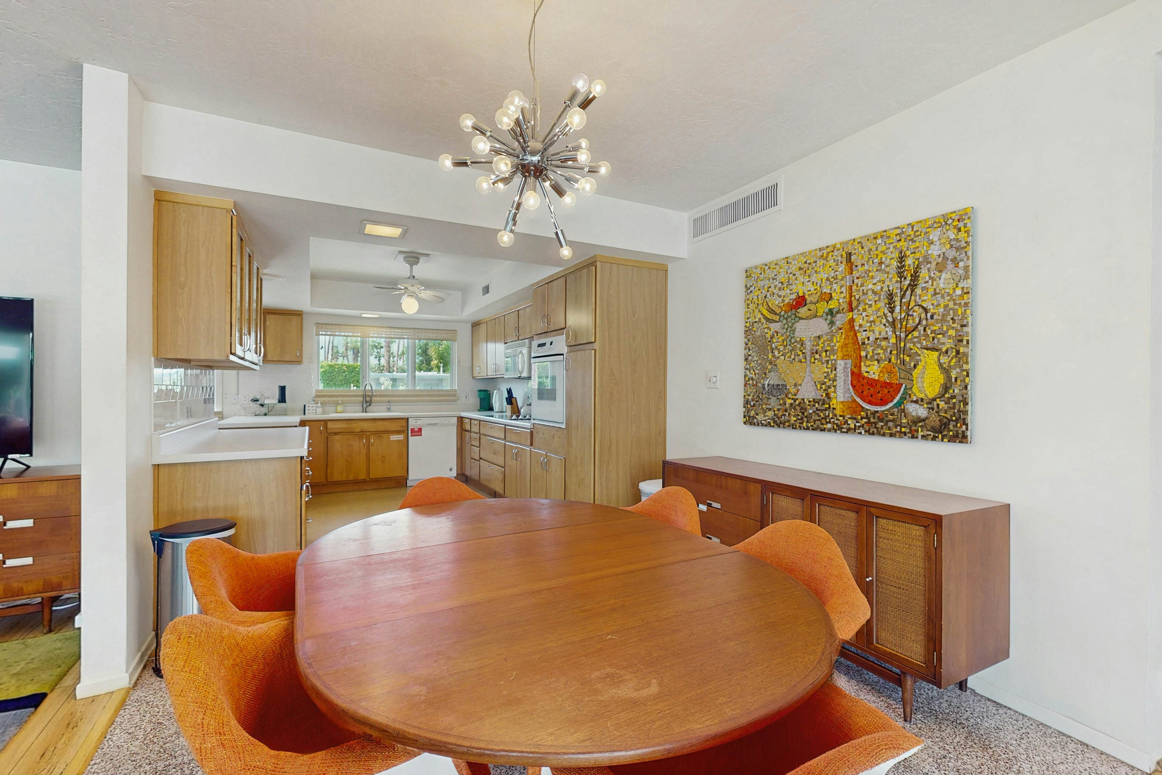 Oscar Mayer House - 1050