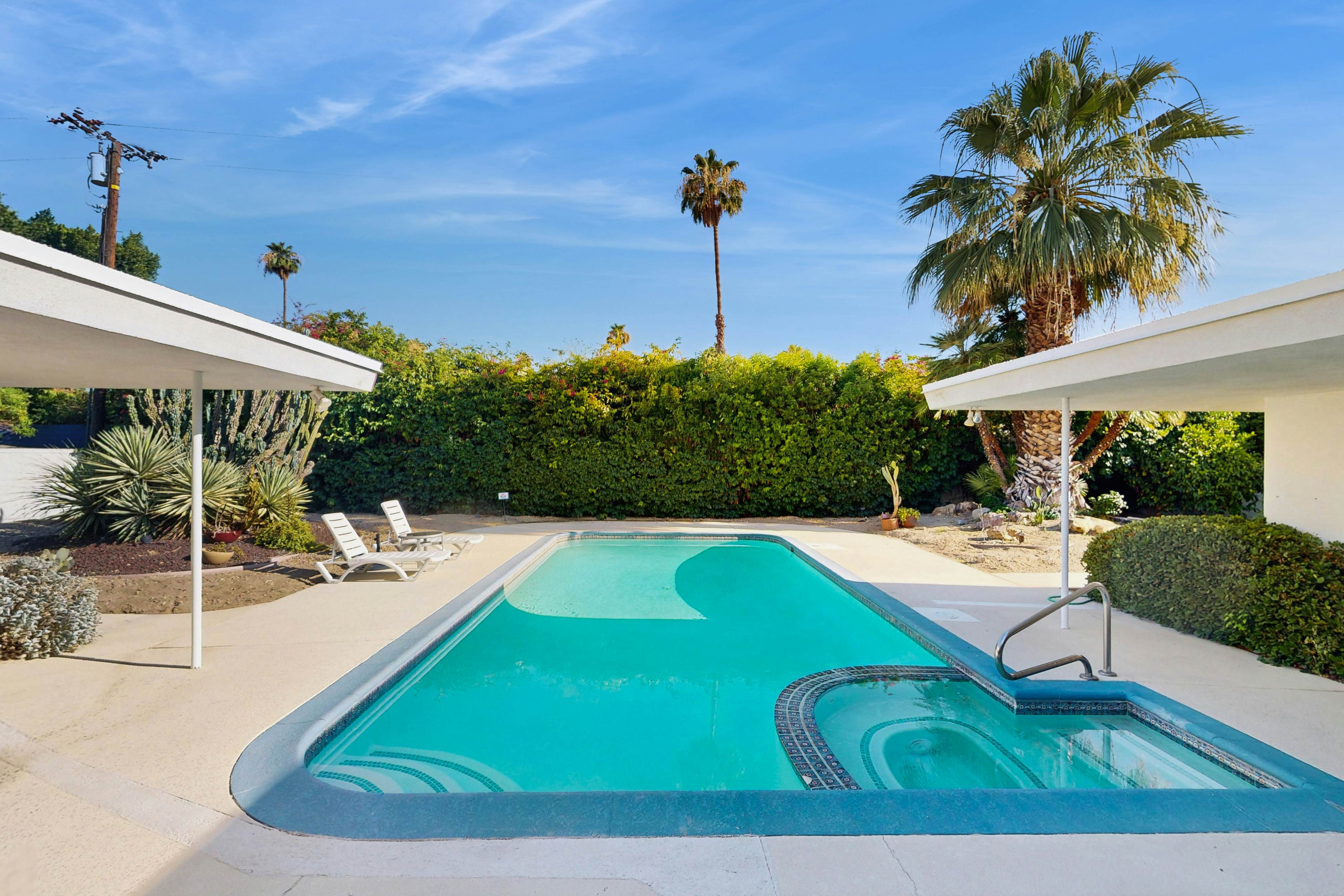 Oscar Mayer House - 1050