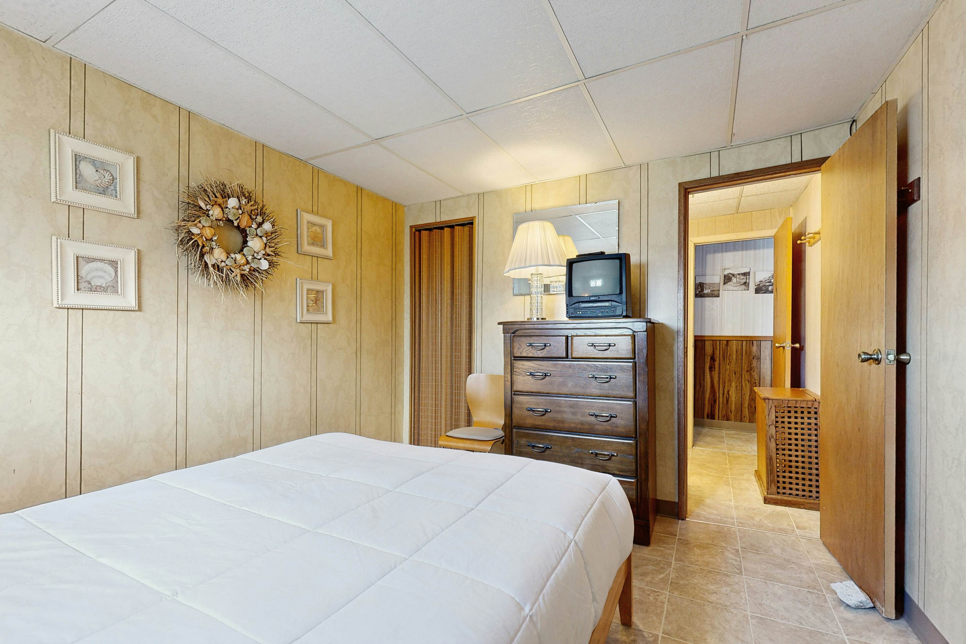 Scenic Bay Float Home Hideaway