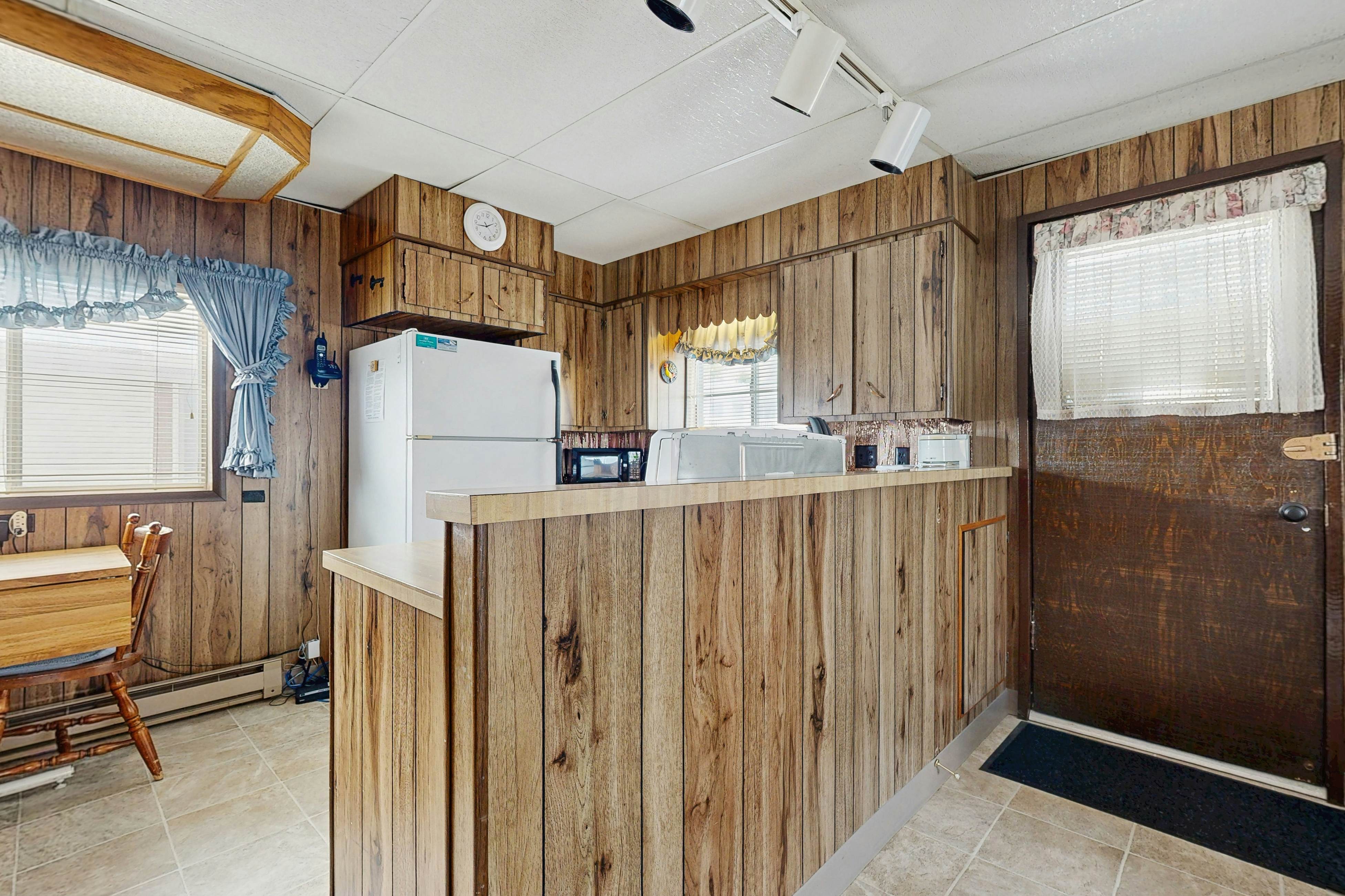 Scenic Bay Float Home Hideaway