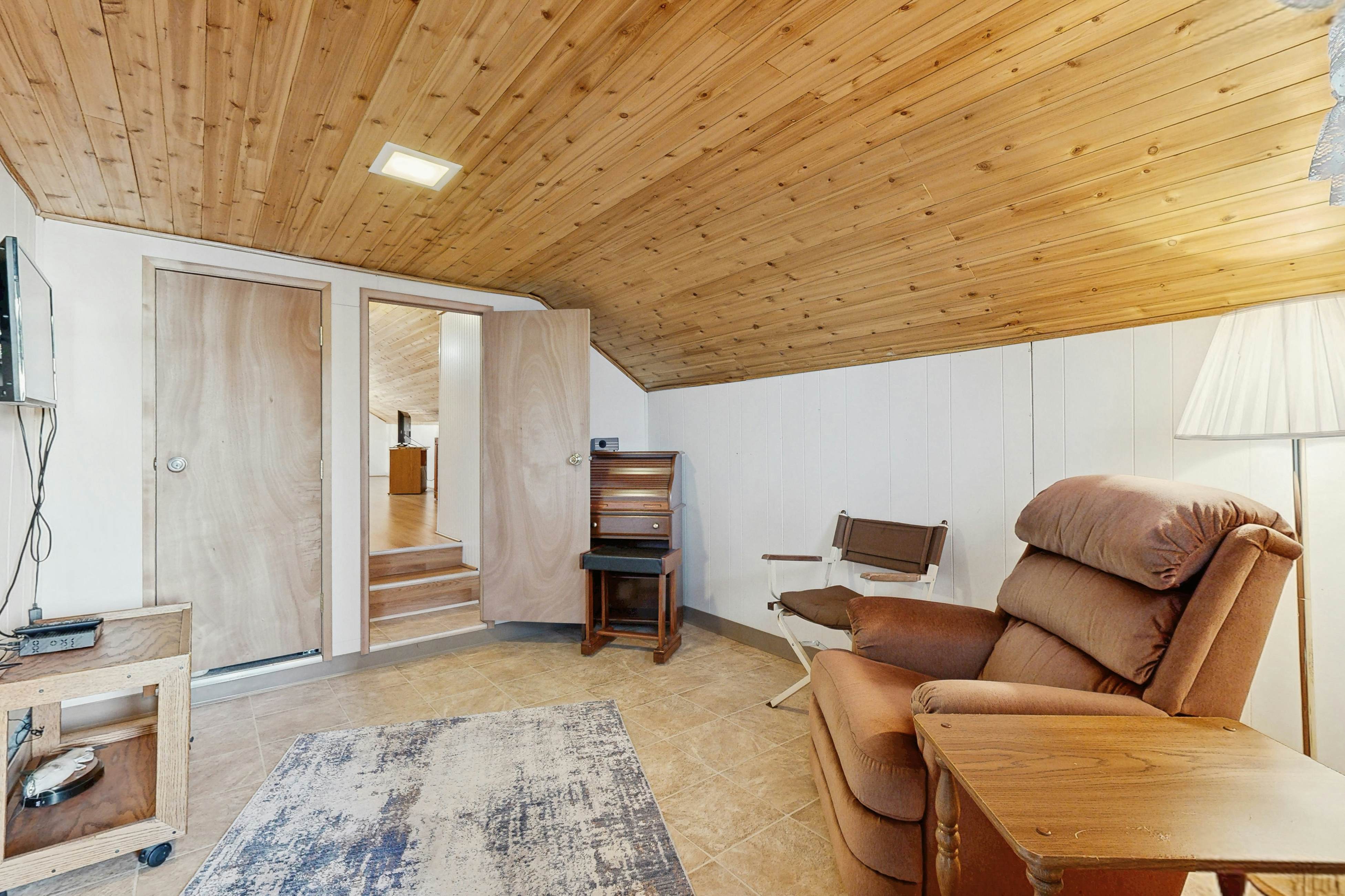 Scenic Bay Float Home Hideaway