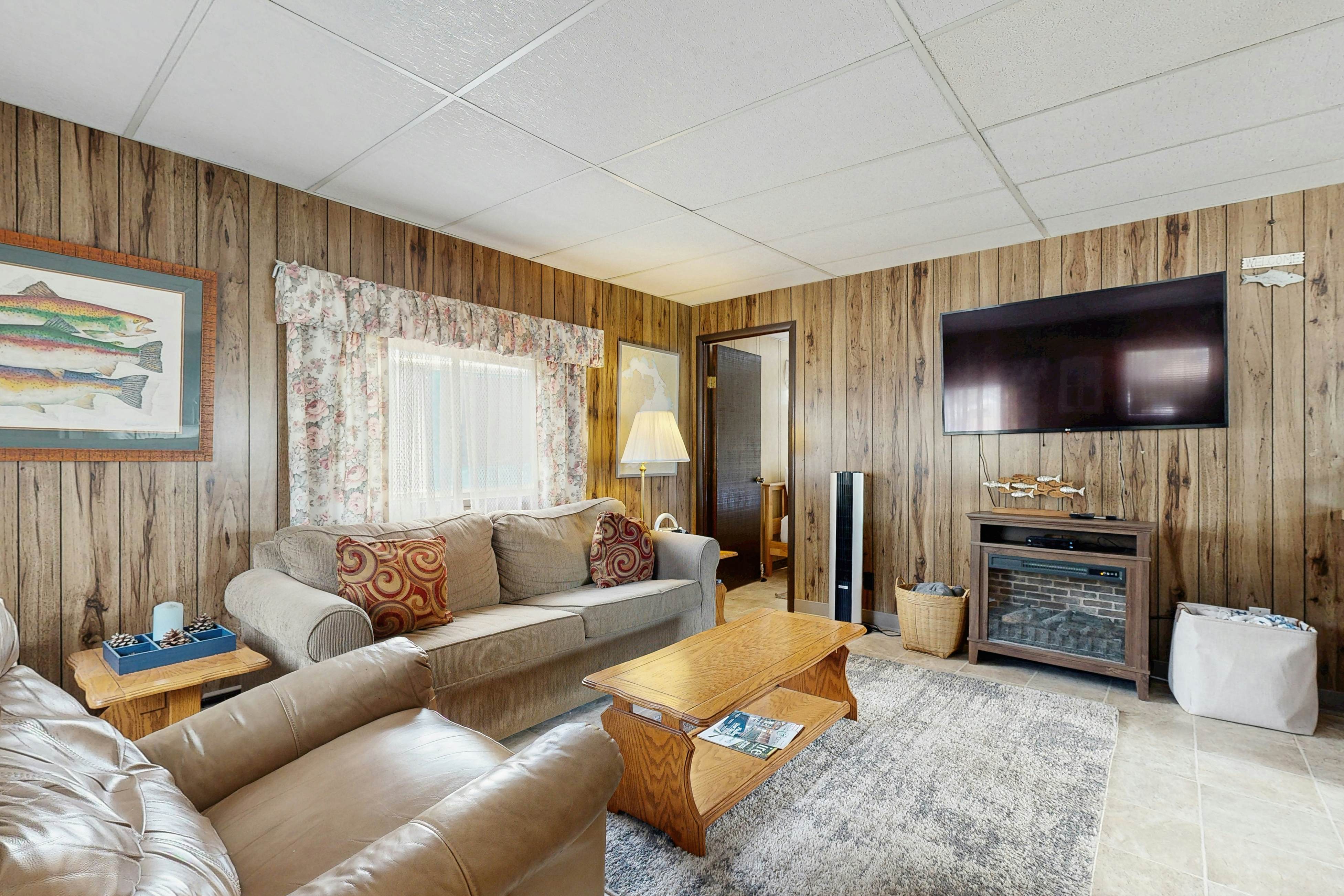 Scenic Bay Float Home Hideaway