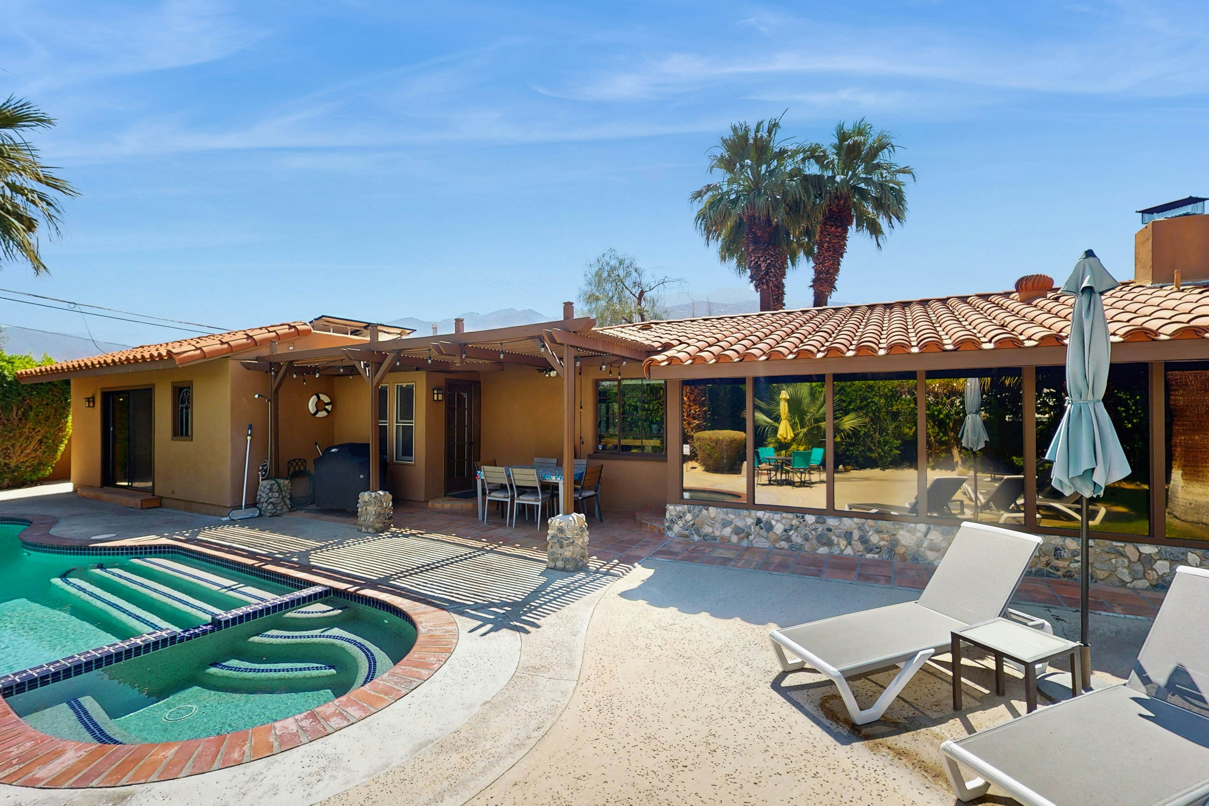 Spanish Hideaway - 4007