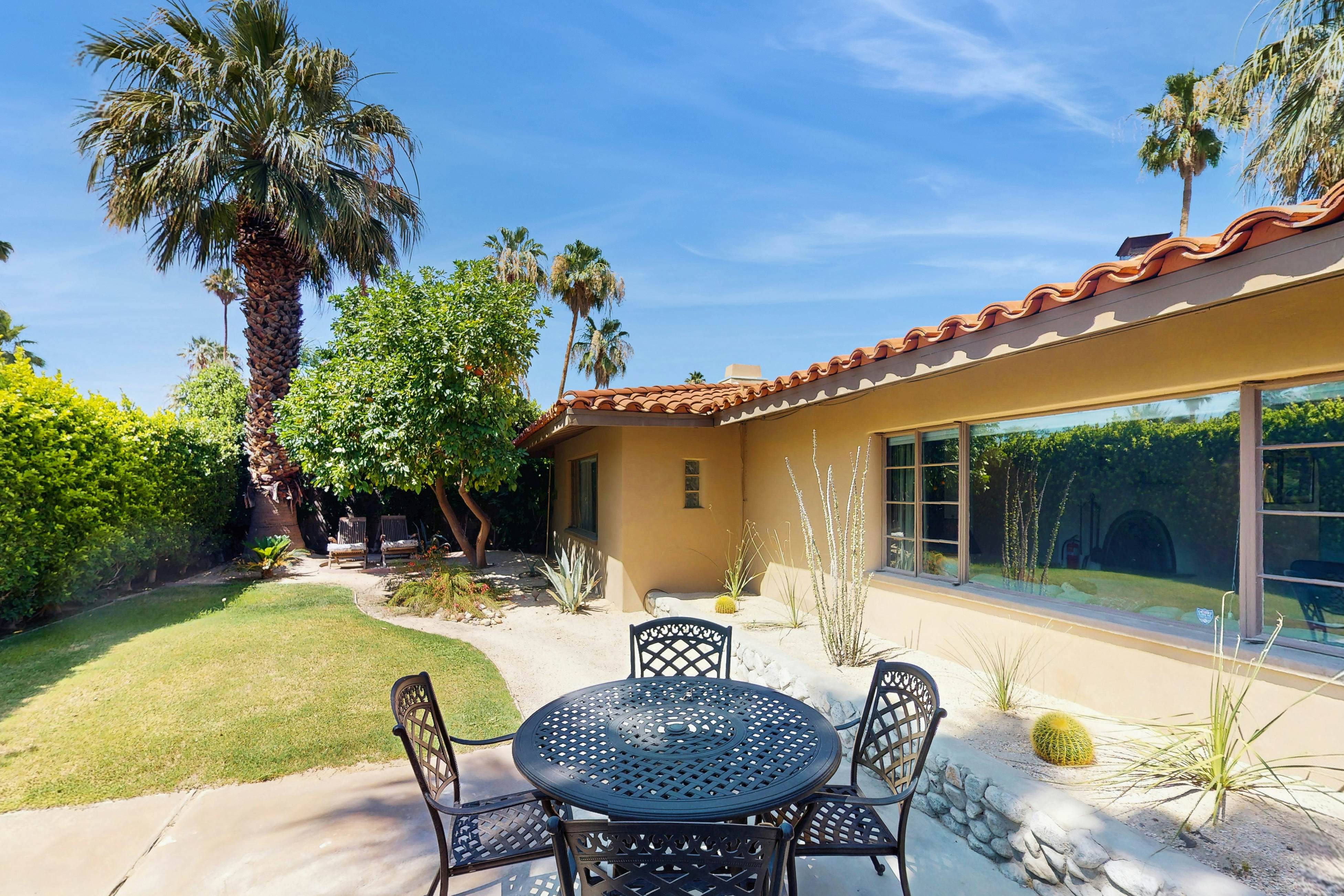 Spanish Hideaway - 4007