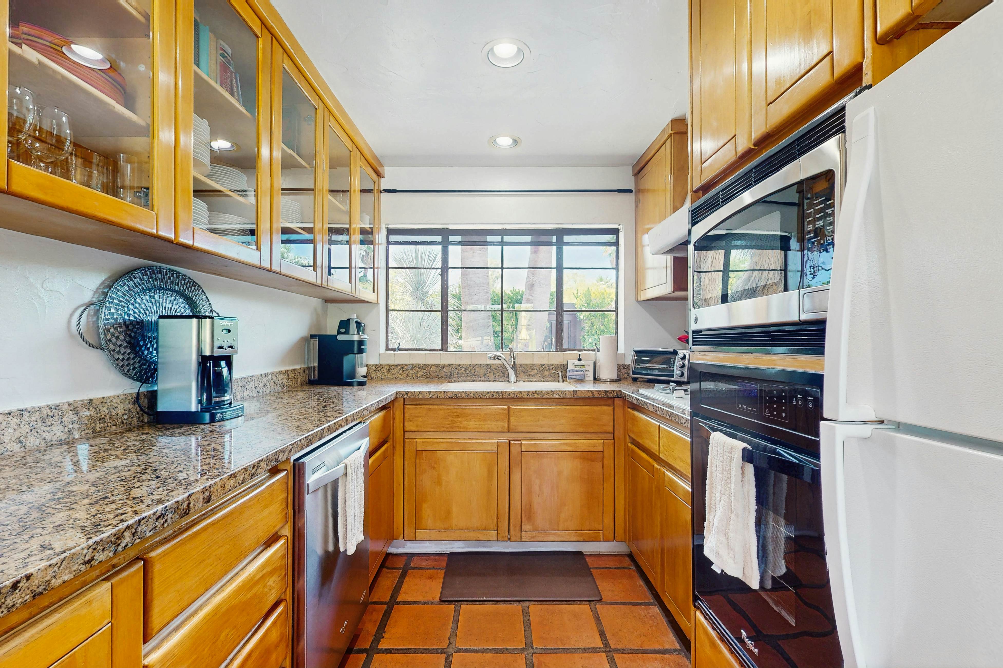 Spanish Hideaway - 4007