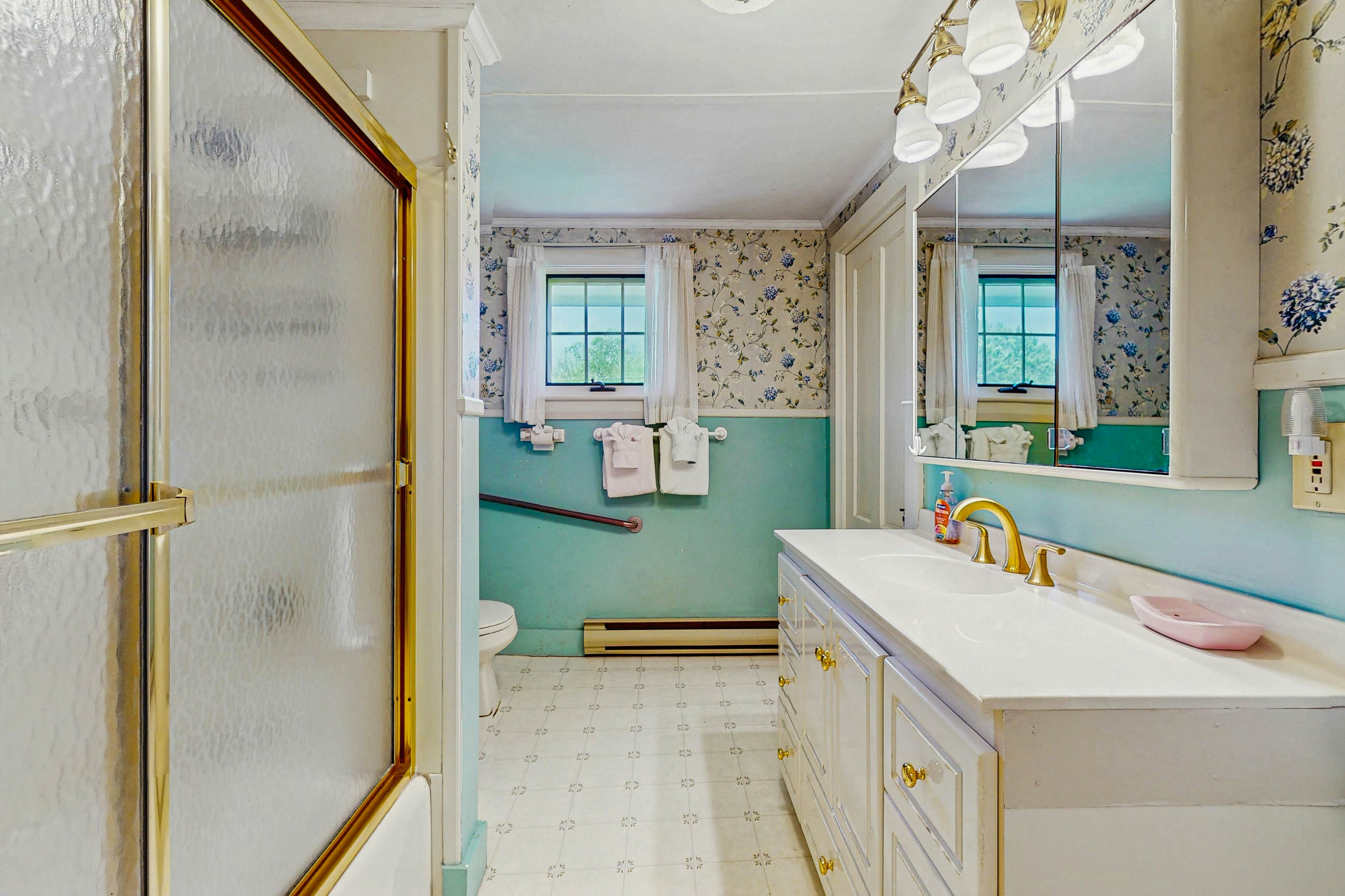 Andrews Point Ocean Home