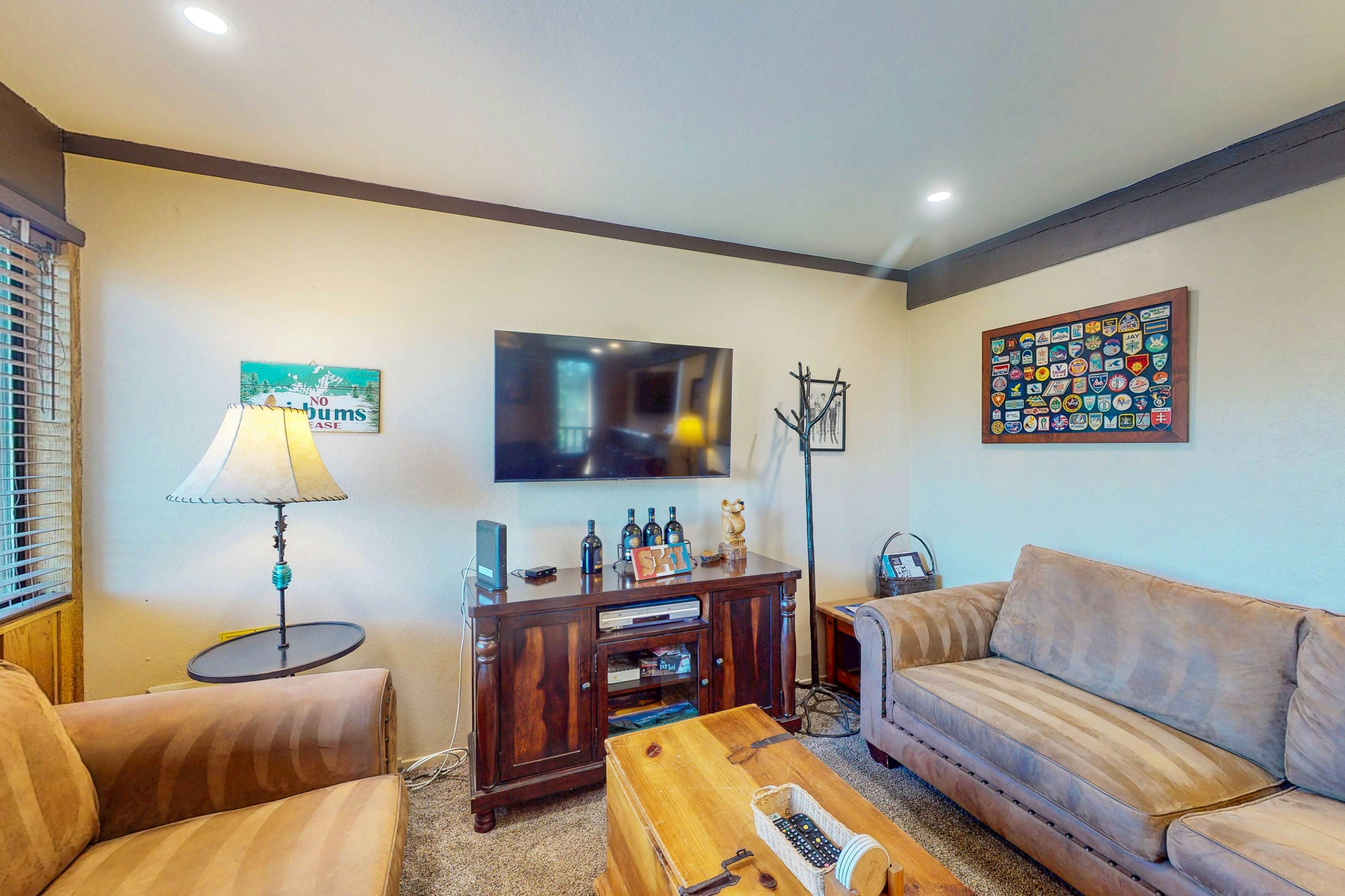 Mammoth Ski & Racquet 131 N