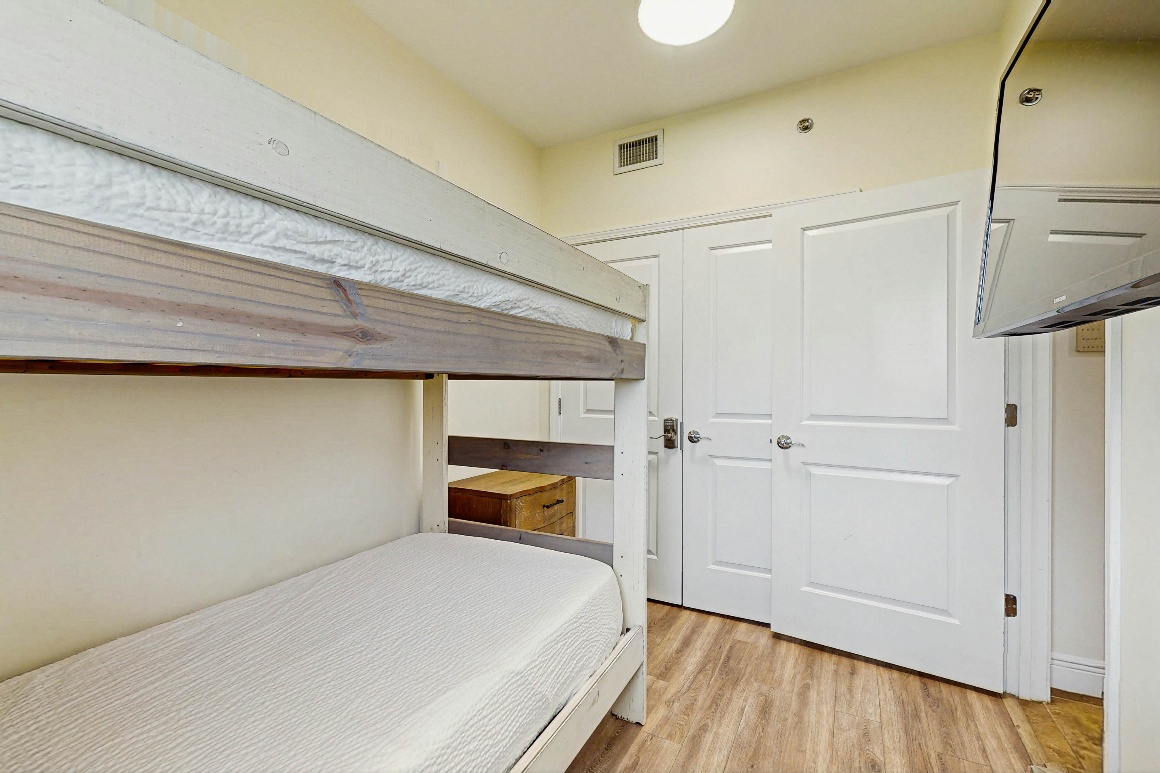 Sterling Breeze 2304