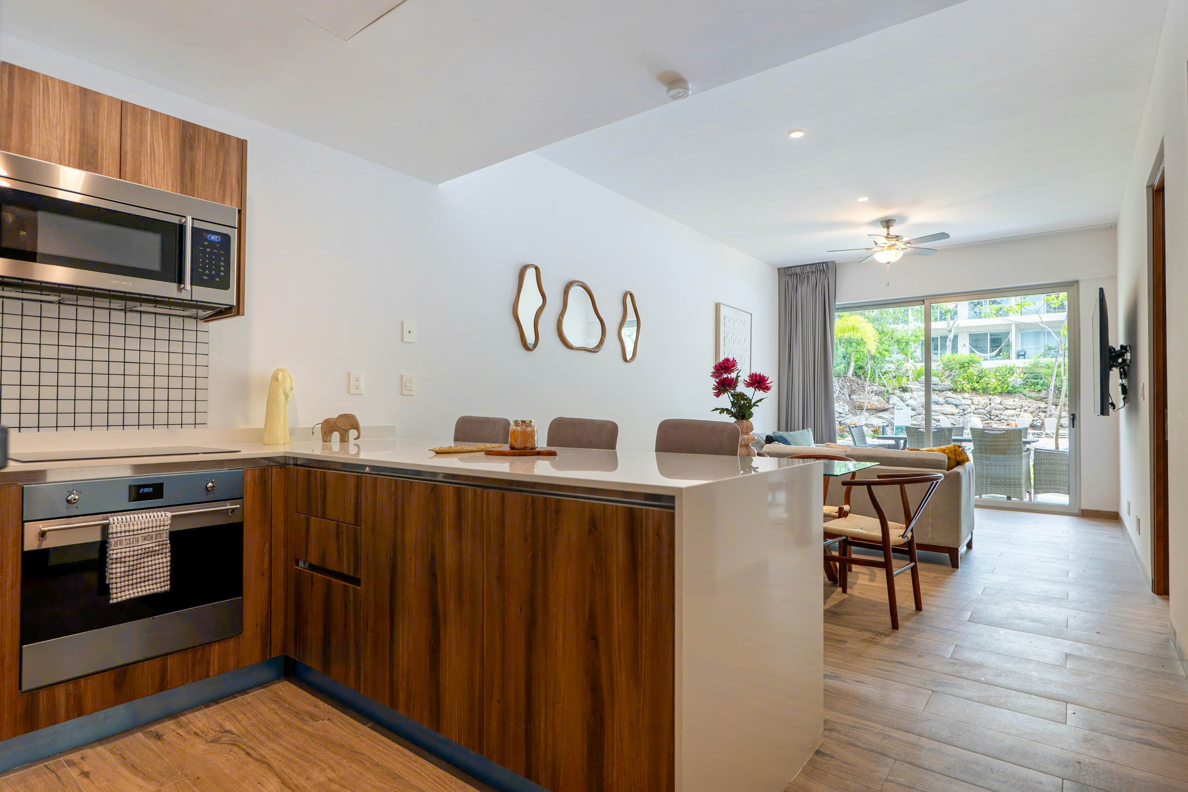 Palma y Playa at TL B005