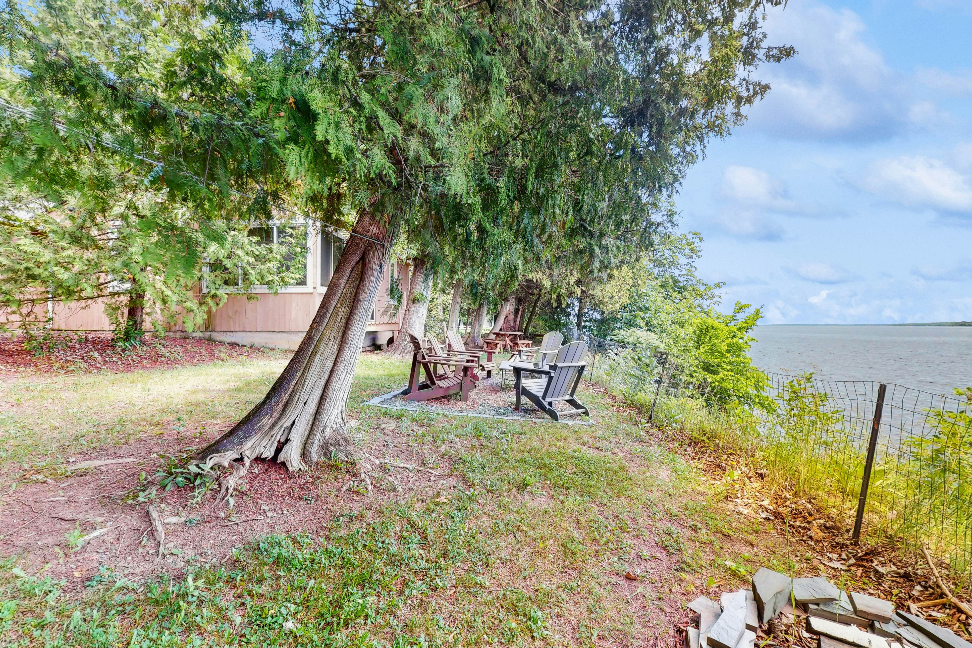 Rockledge Cedar Retreat