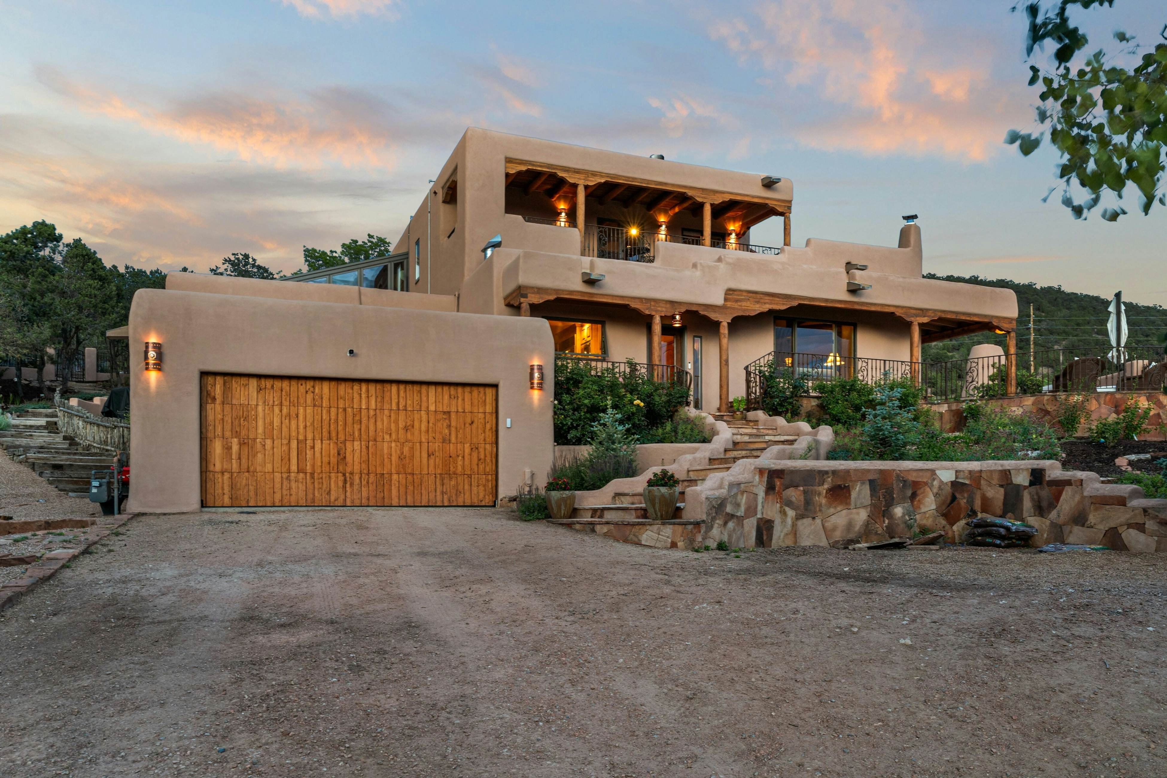 Copper Canyon Roads Estate - 30-night minimum