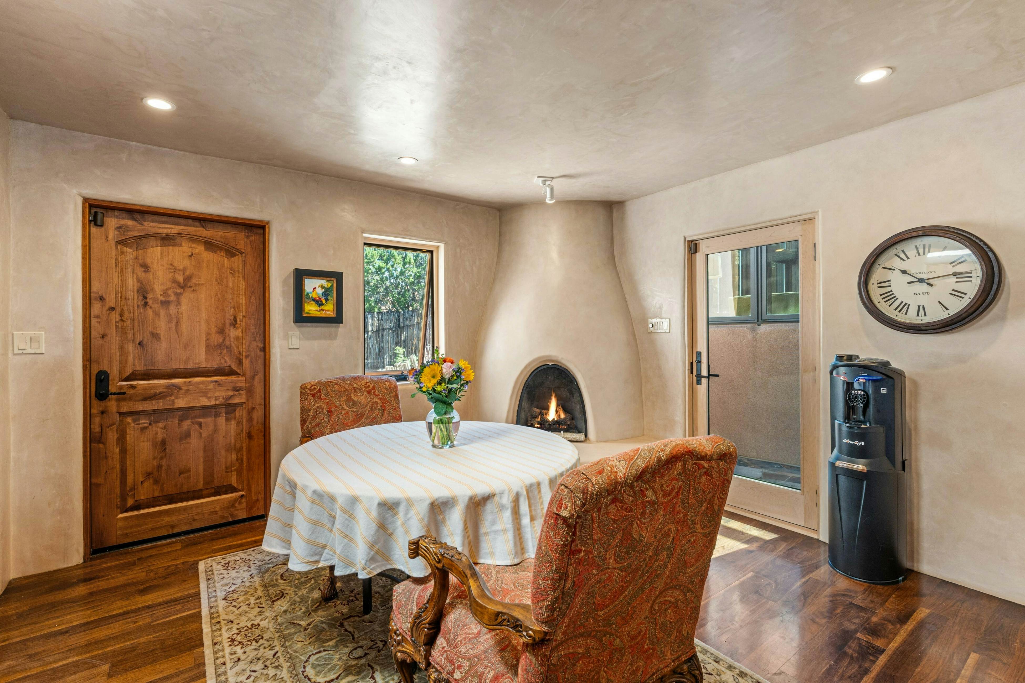 Copper Canyon Roads Estate - 30-night minimum