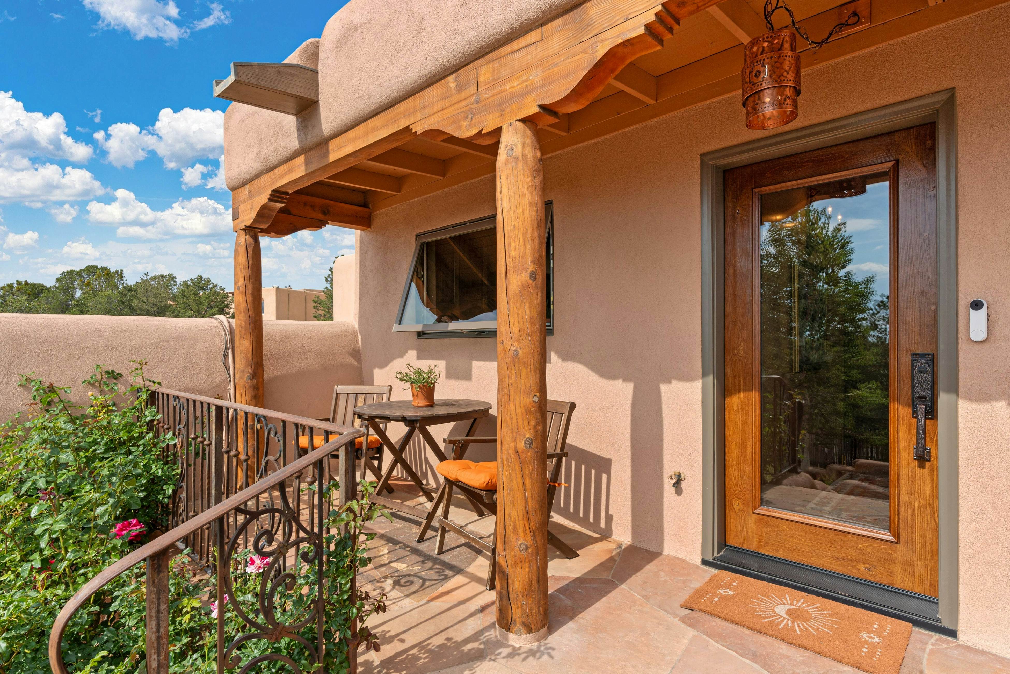 Copper Canyon Roads Estate - 30-night minimum