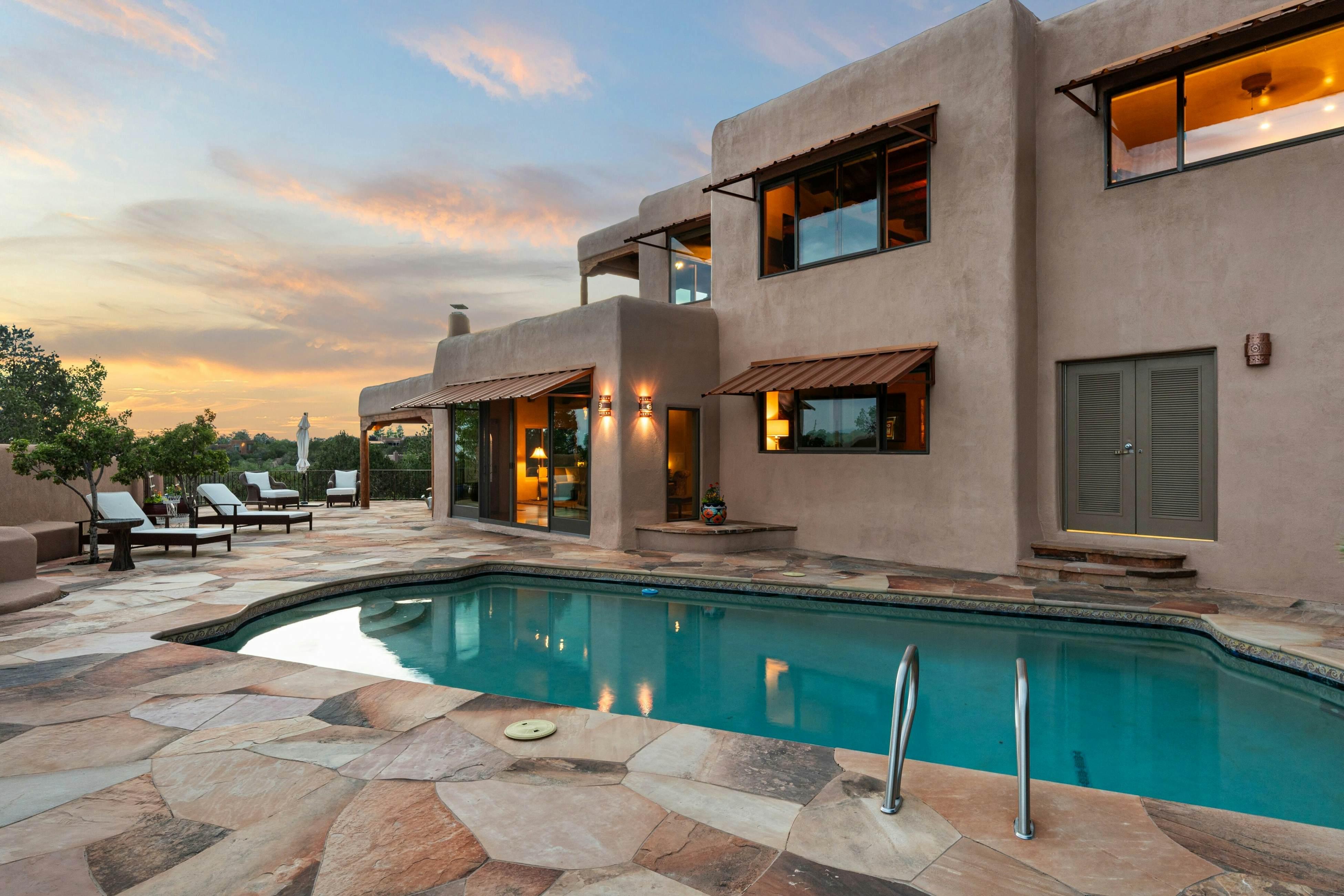 Copper Canyon Roads Estate - 30-night minimum