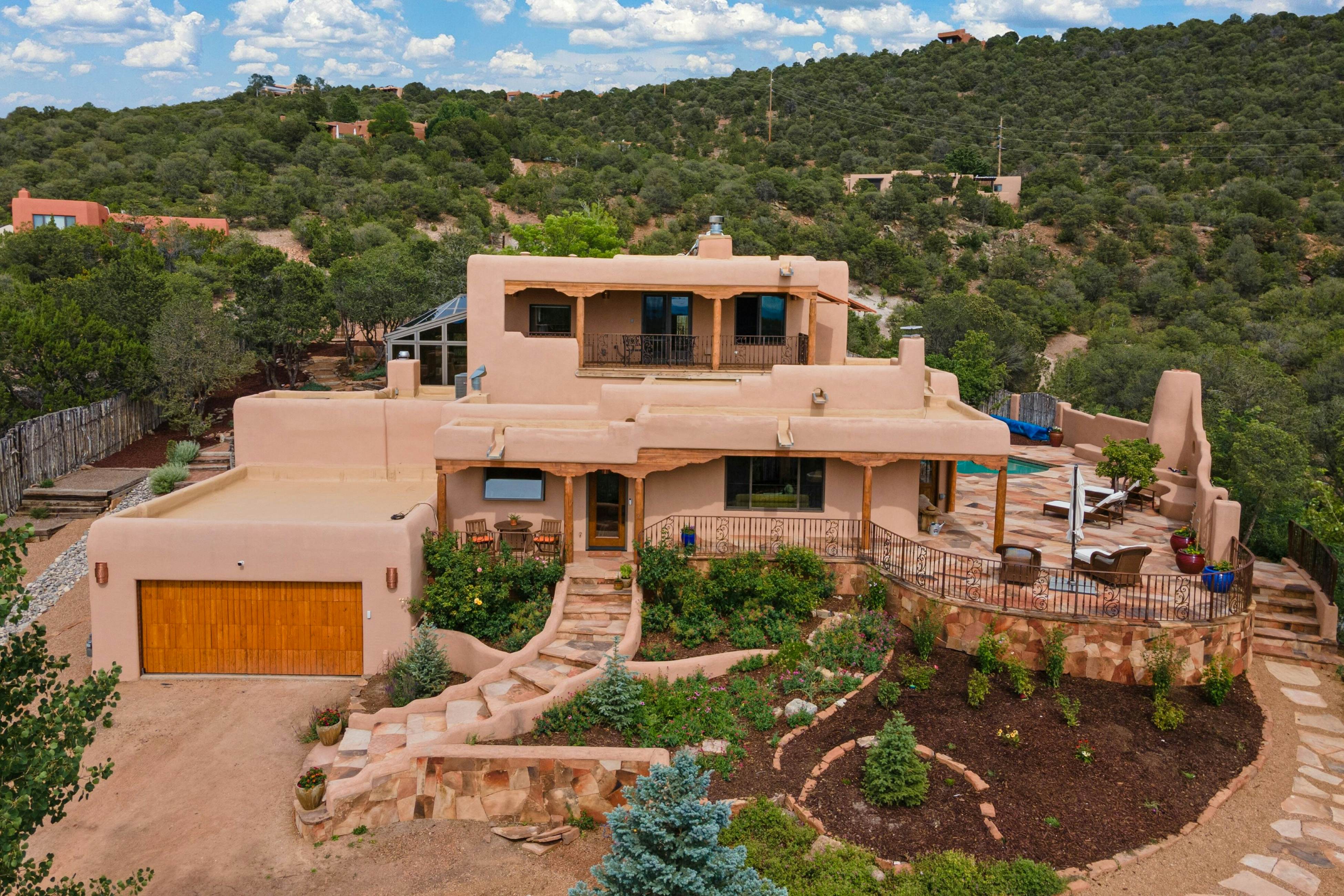 Copper Canyon Roads Estate - 30-night minimum