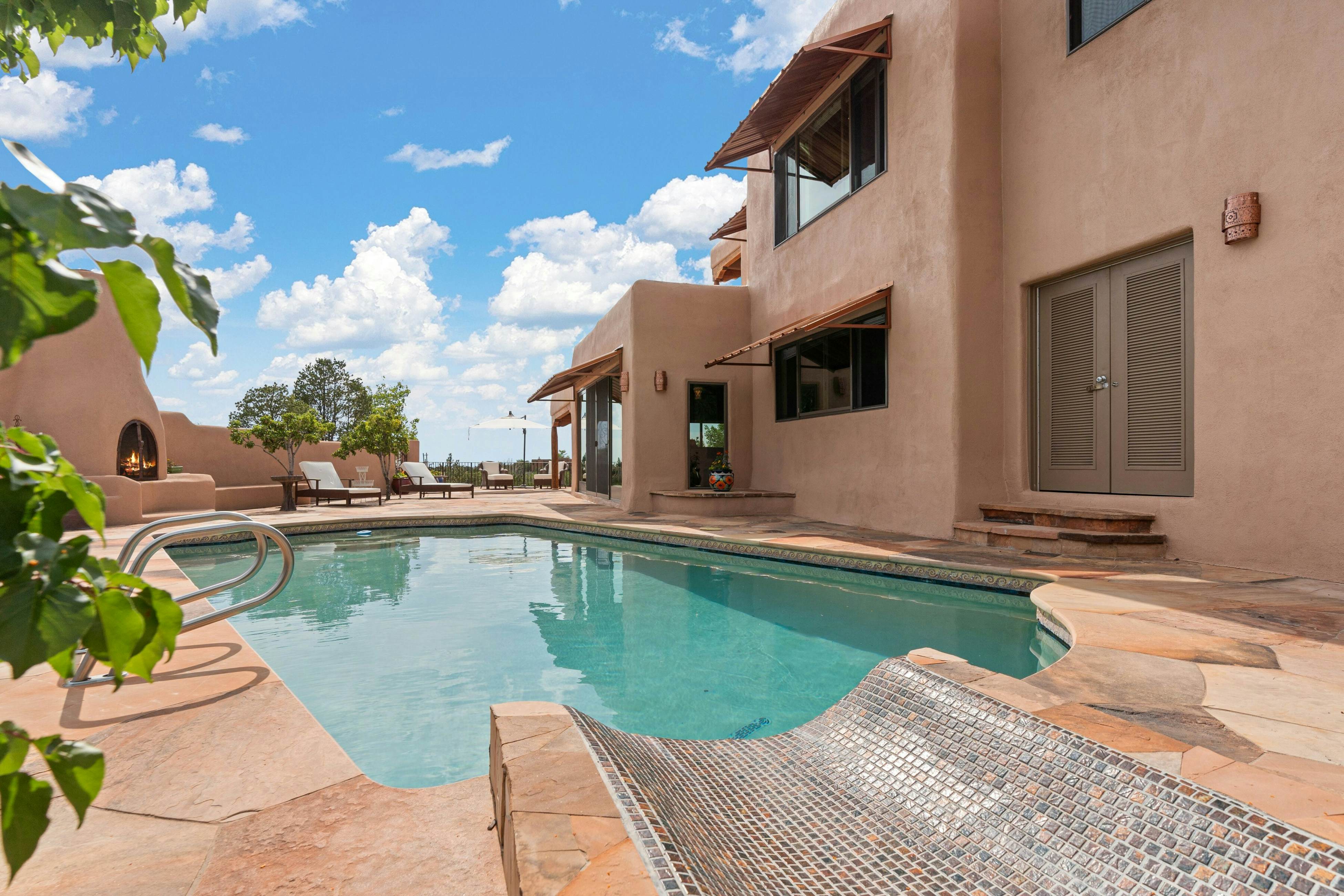 Copper Canyon Roads Estate - 30-night minimum