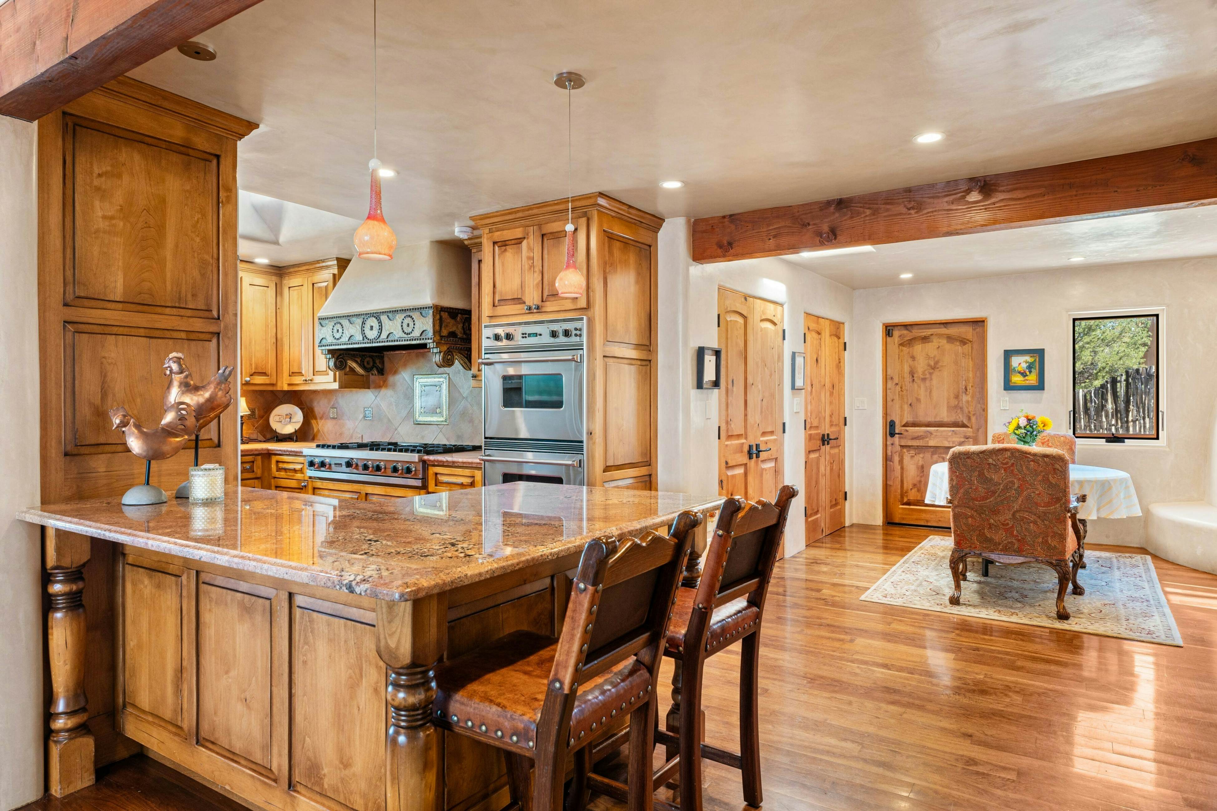 Copper Canyon Roads Estate - 30-night minimum