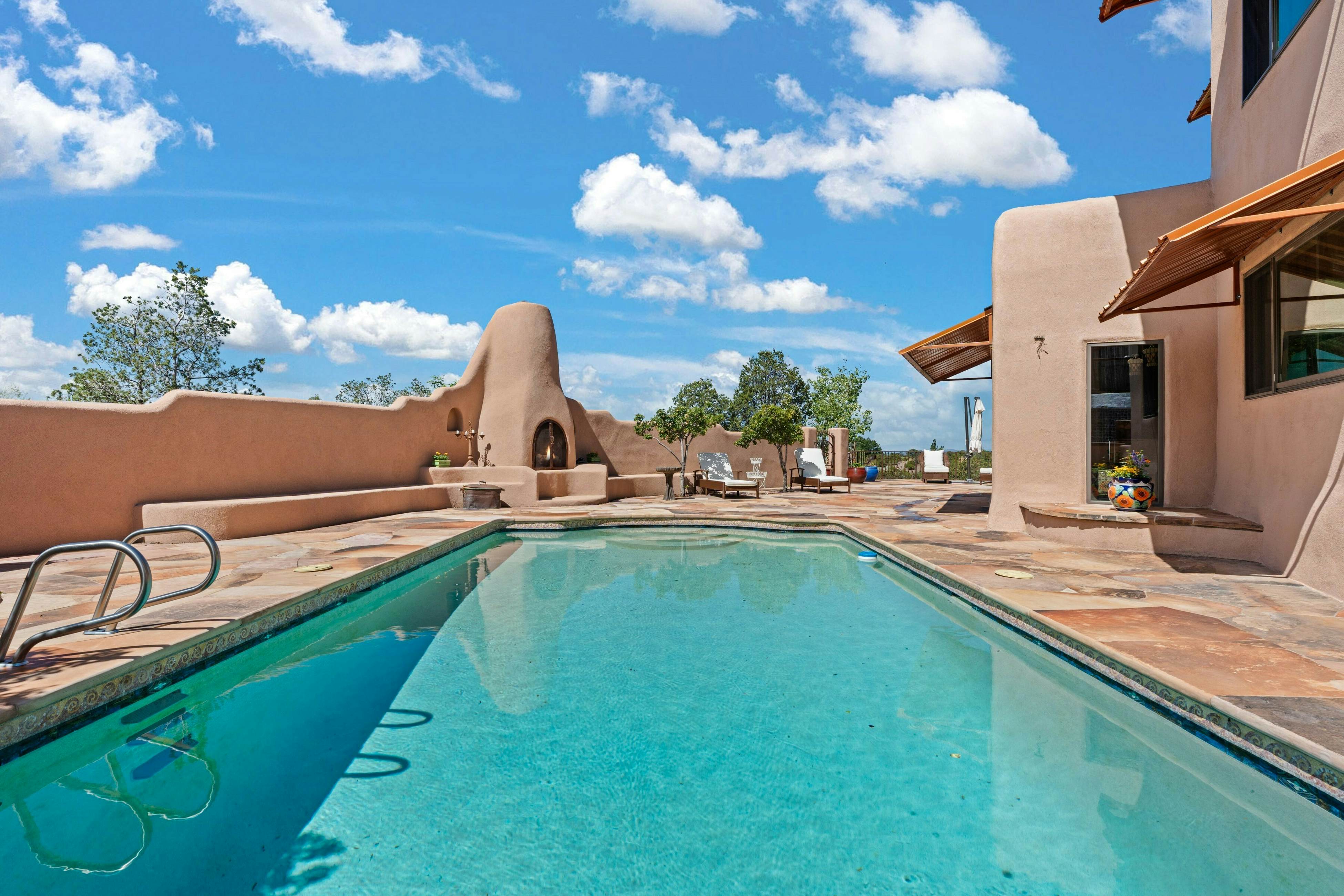 Copper Canyon Roads Estate - 30-night minimum