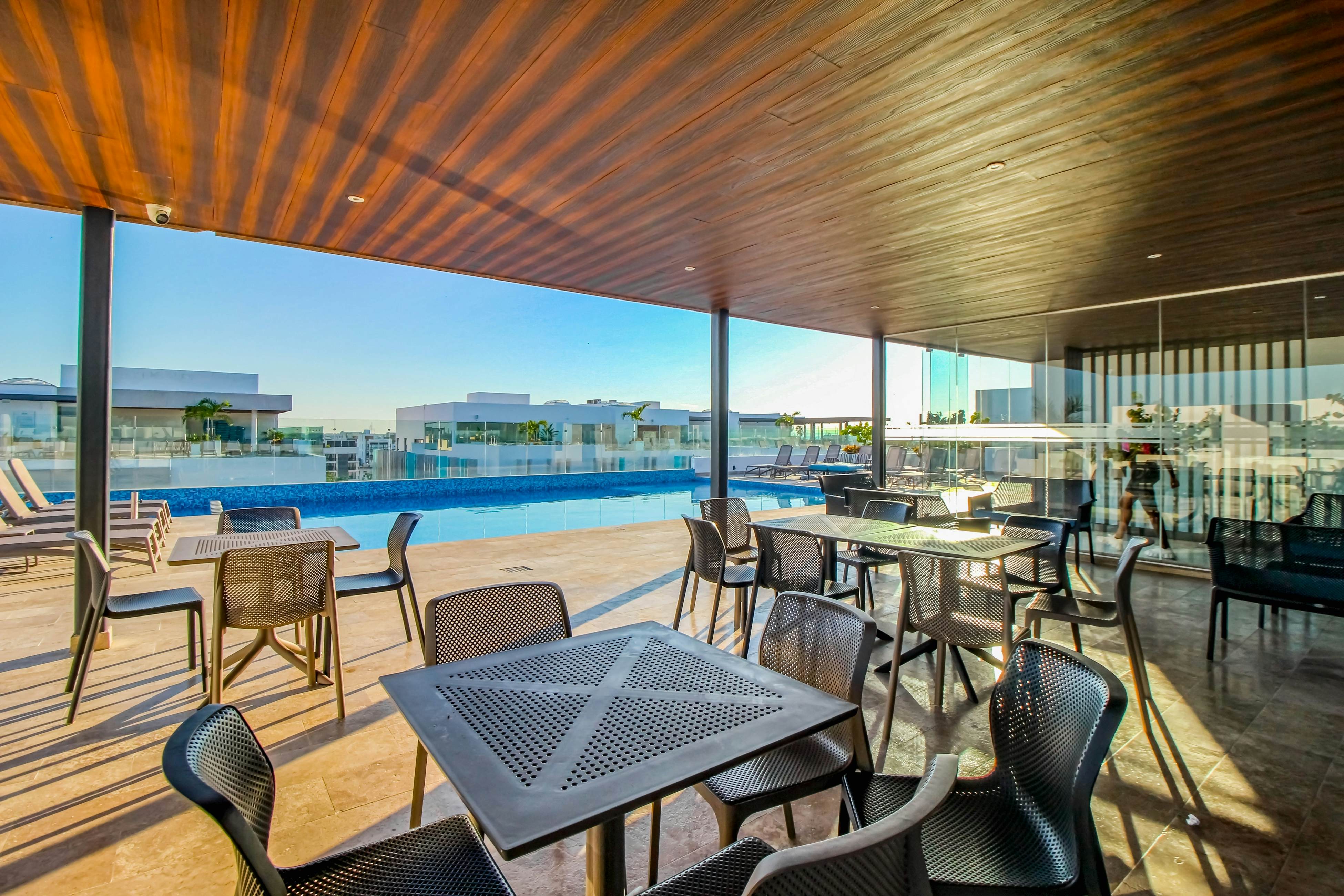 Luna de Arena at Ipana