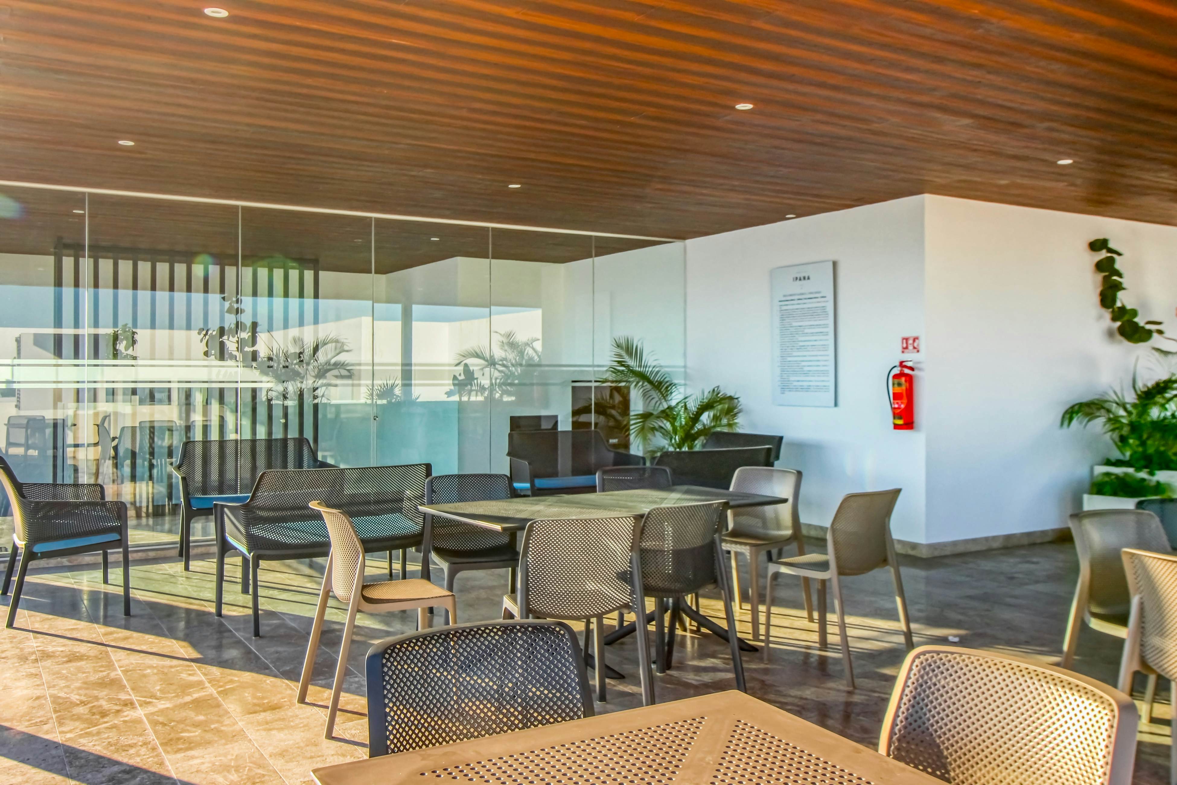 Luna de Arena at Ipana