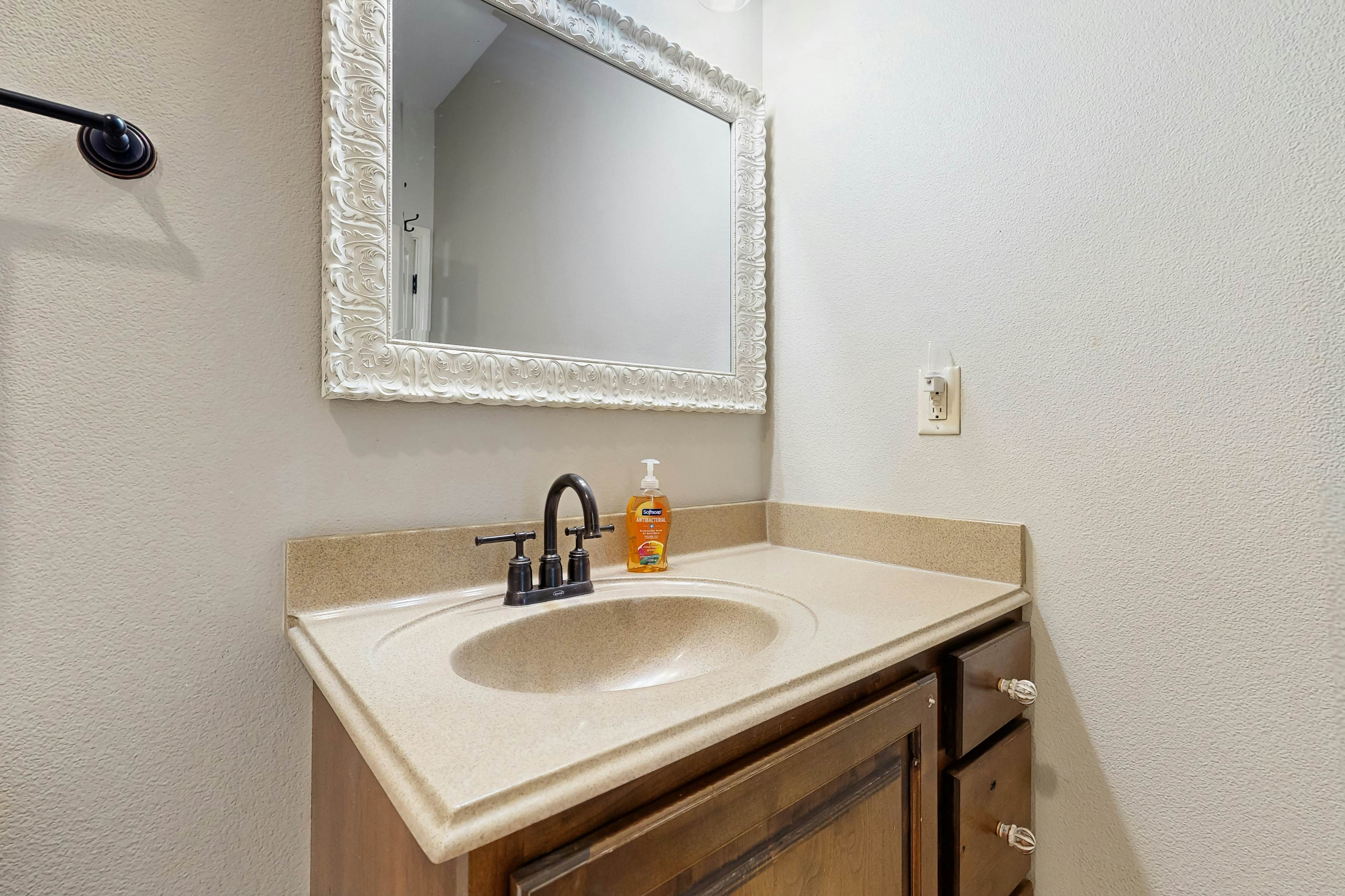  Gruene Envy - Unit 107 (The Village at Gruene)