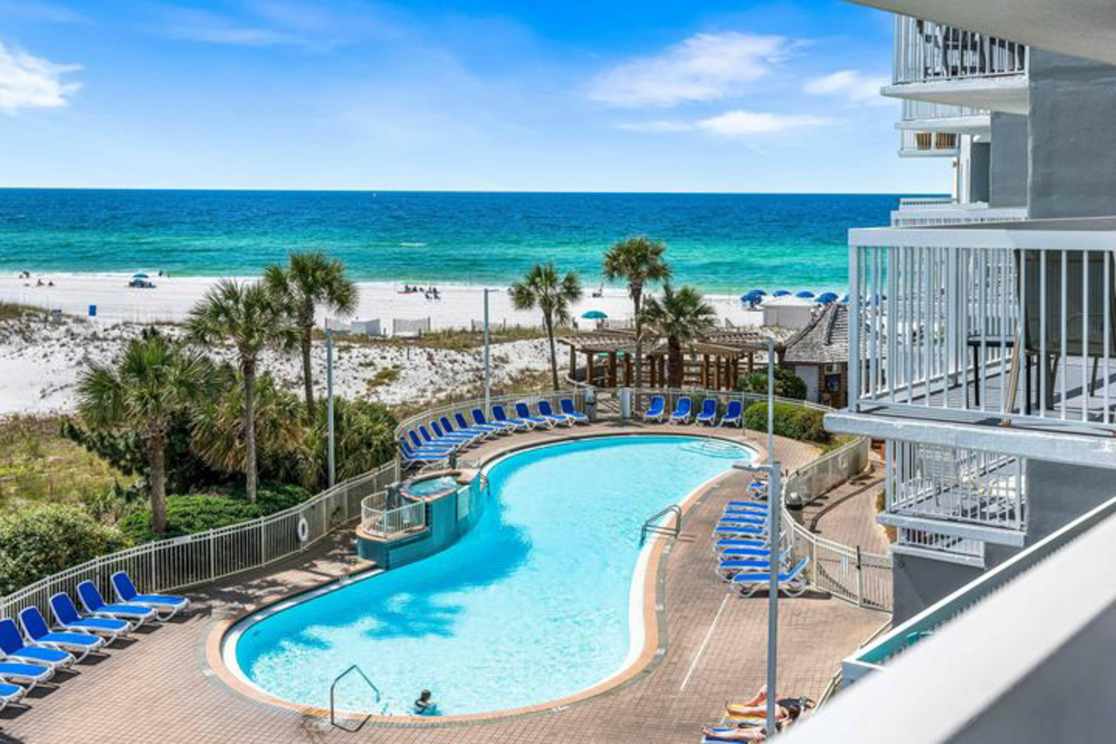 Pelican Beach Resort 415