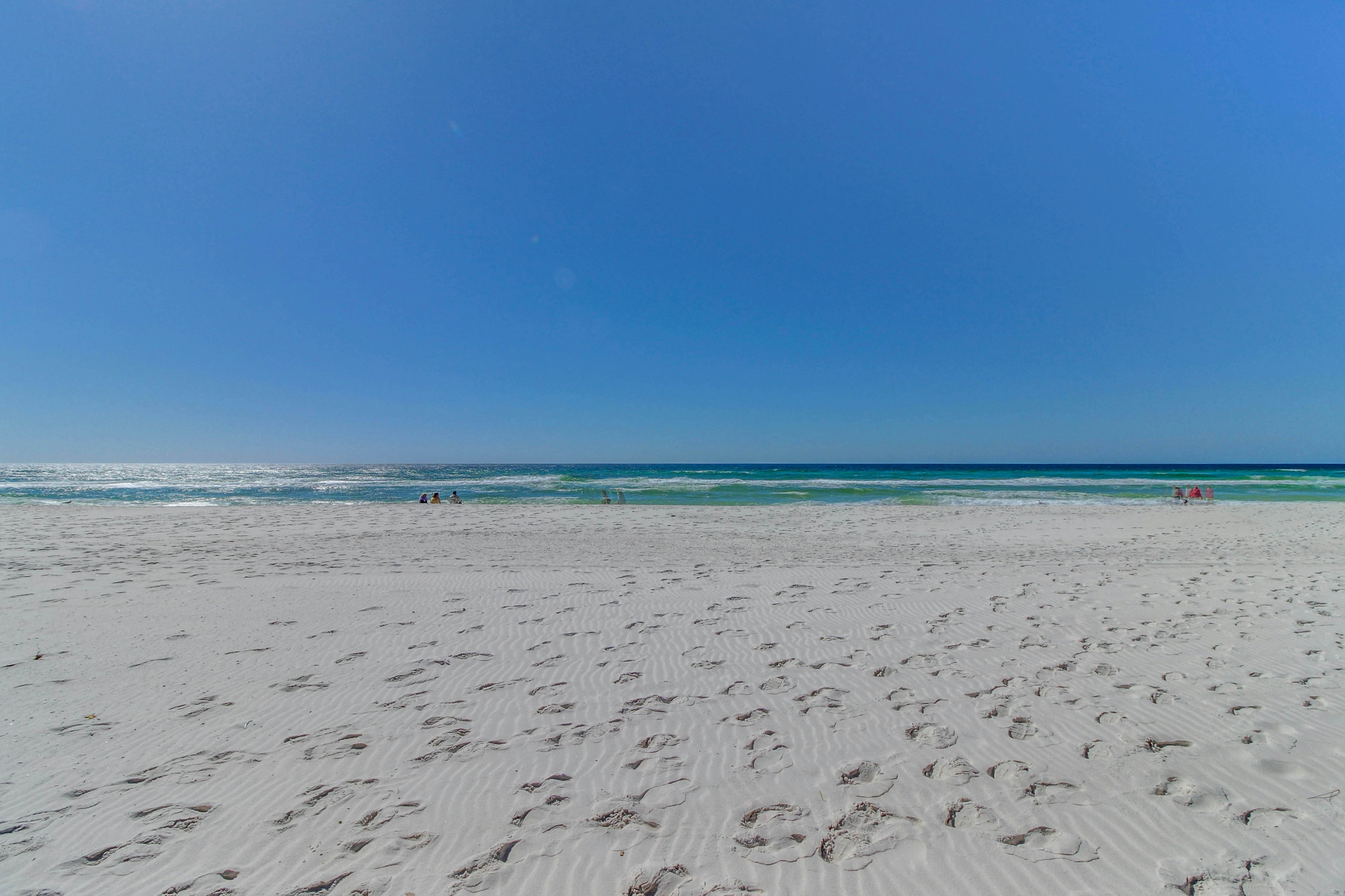 Edgewater Beach Resort 703