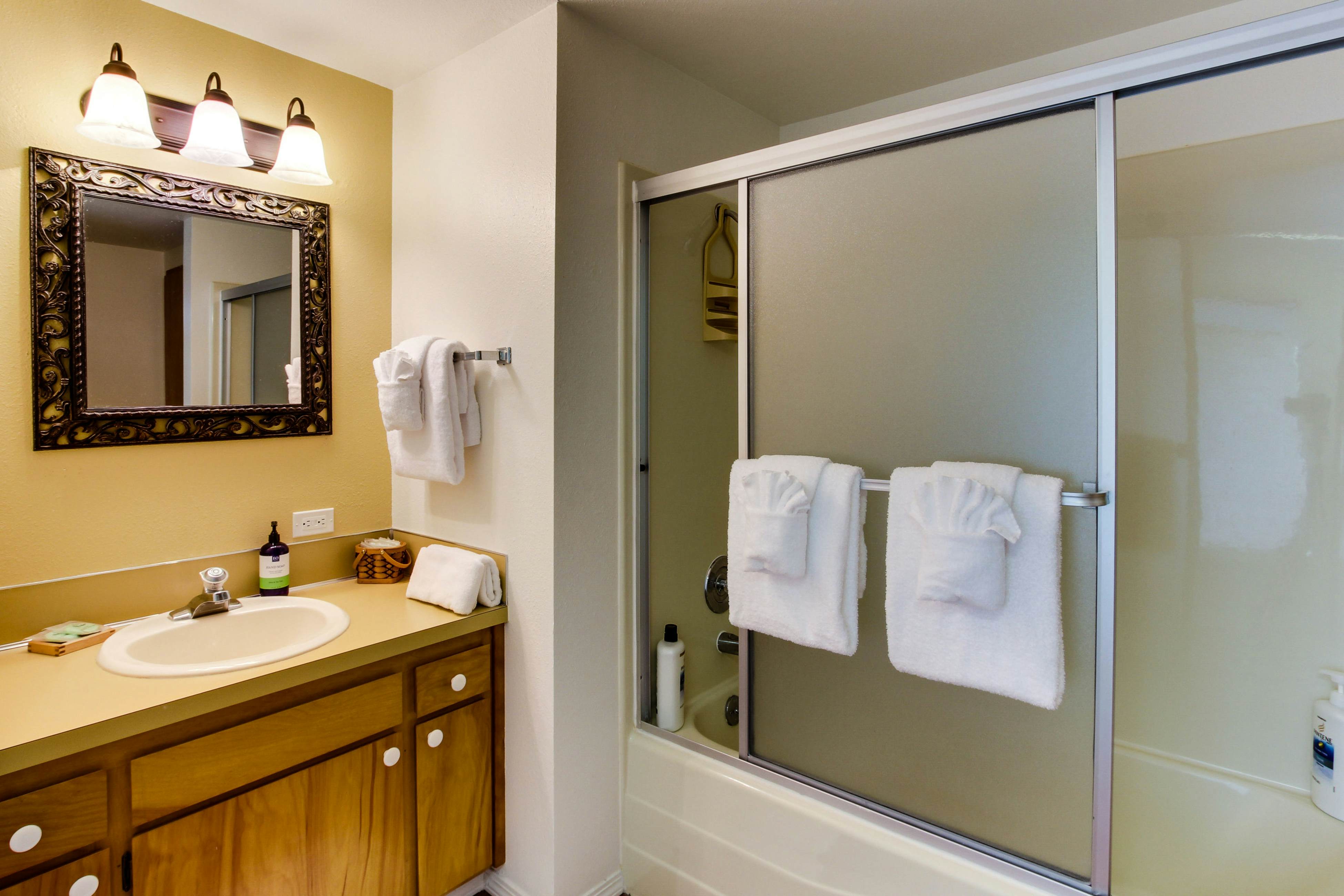 Hidden Luxury Beachfront Estate