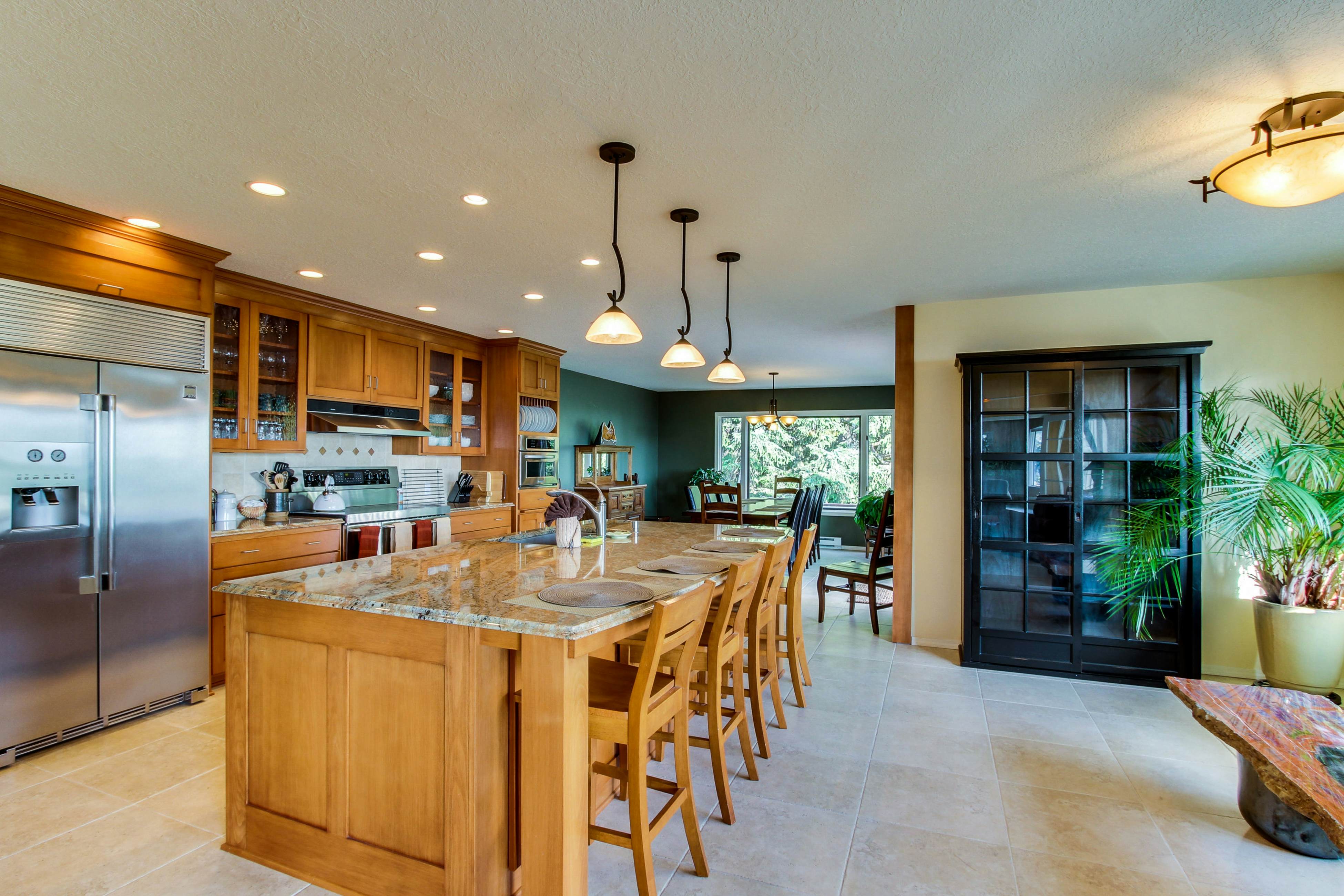 Hidden Luxury Beachfront Estate