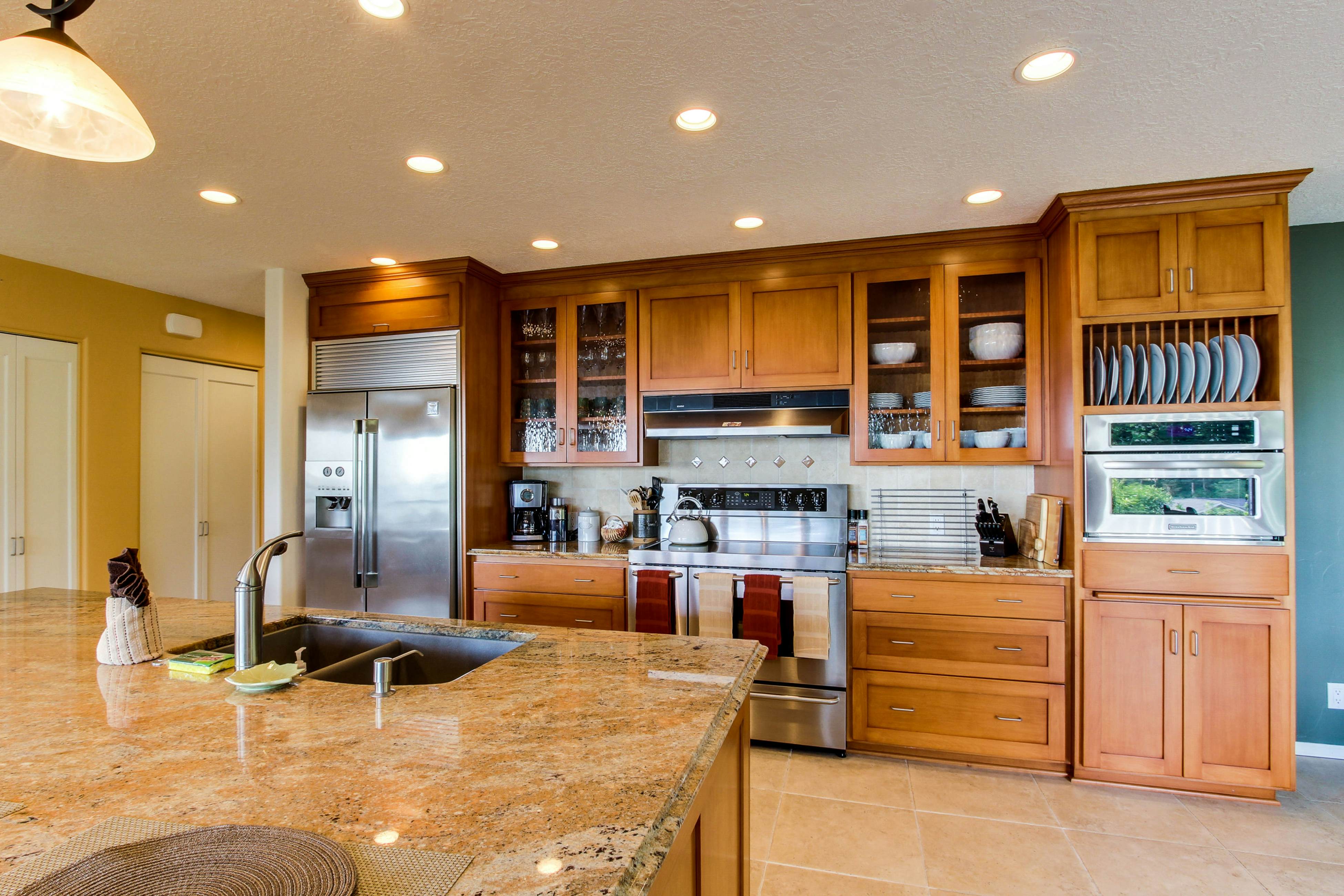 Hidden Luxury Beachfront Estate