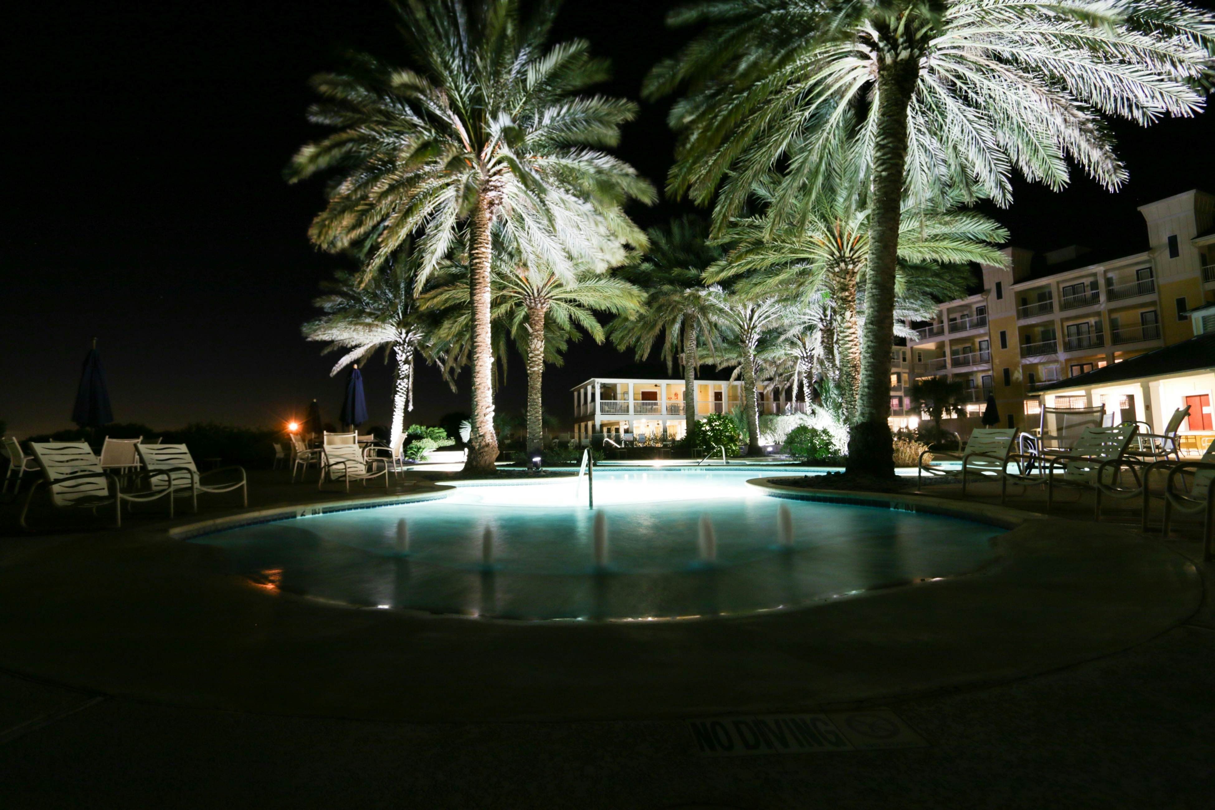 Pointe West Resort - Suits Us