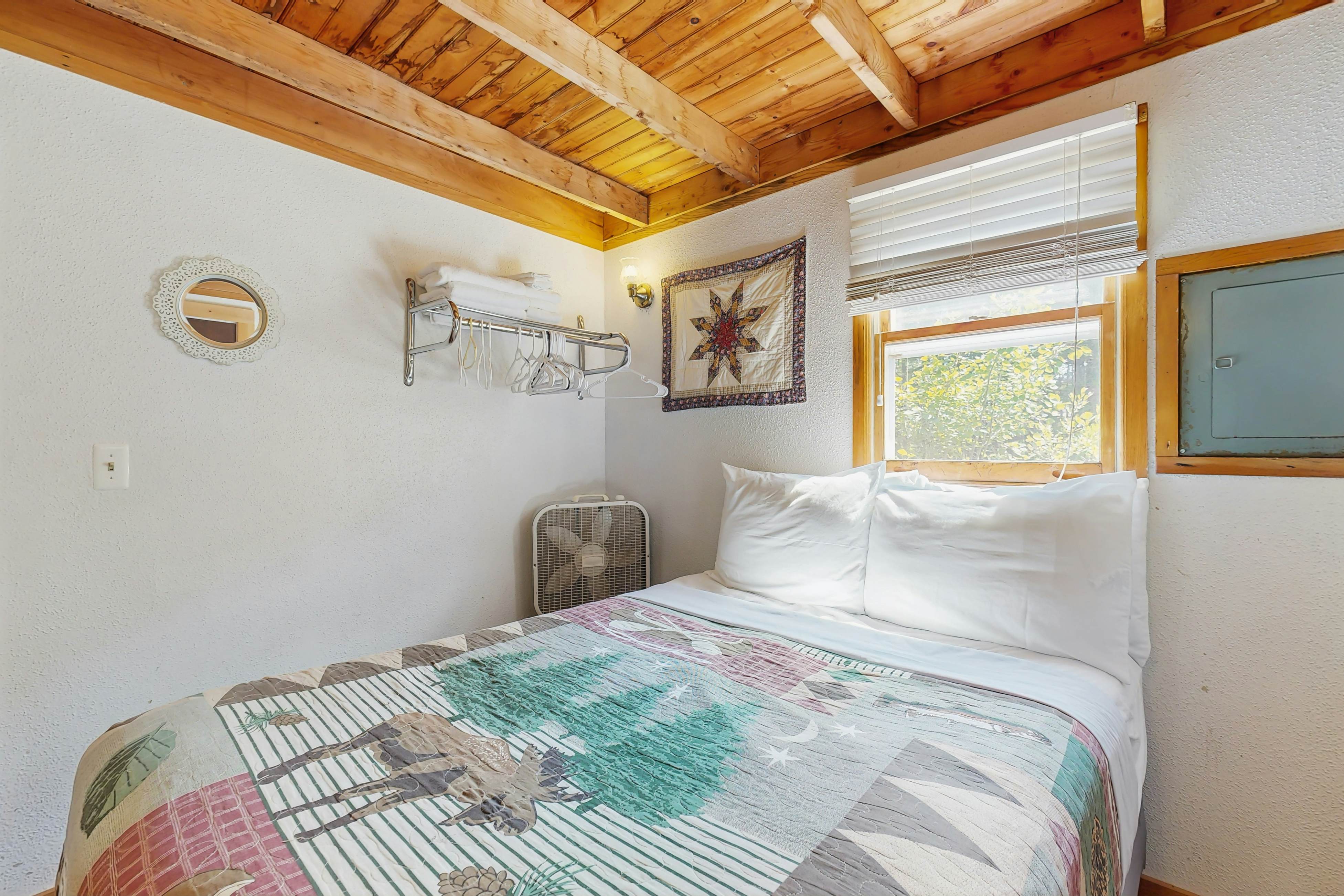 Sunset Point Mountaintop Cabin