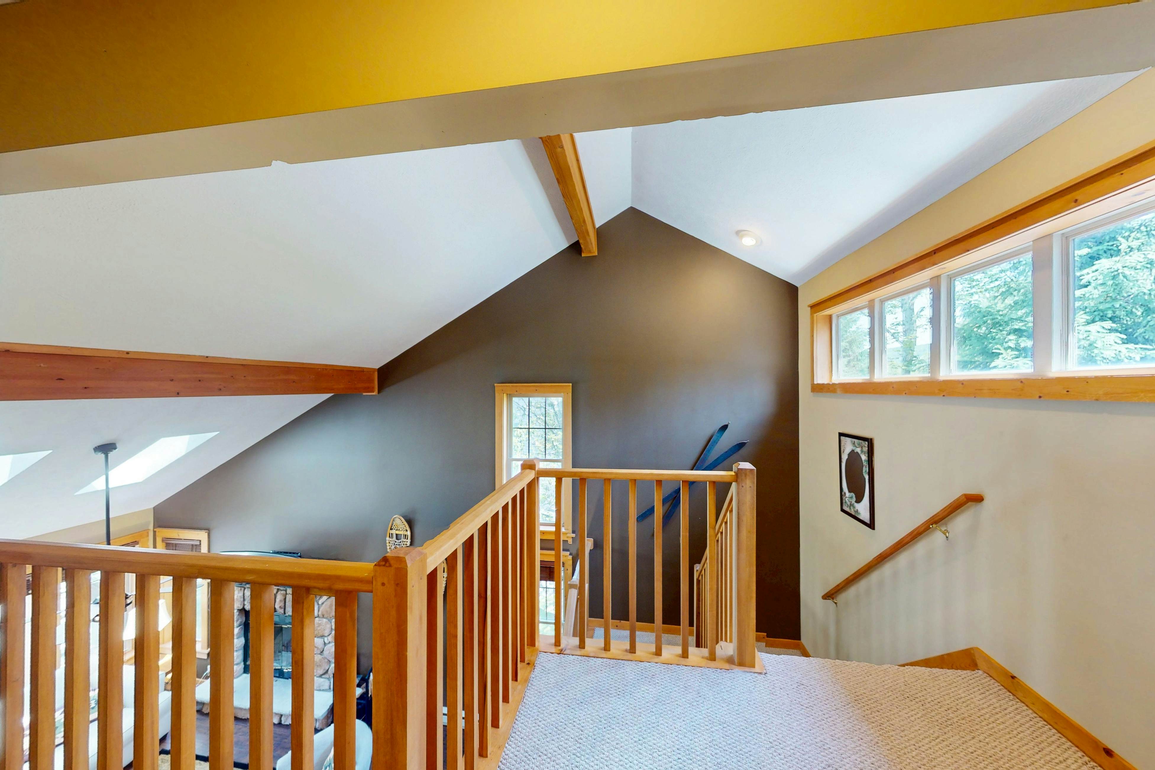 Cozy Mountain Retreat in Northridge