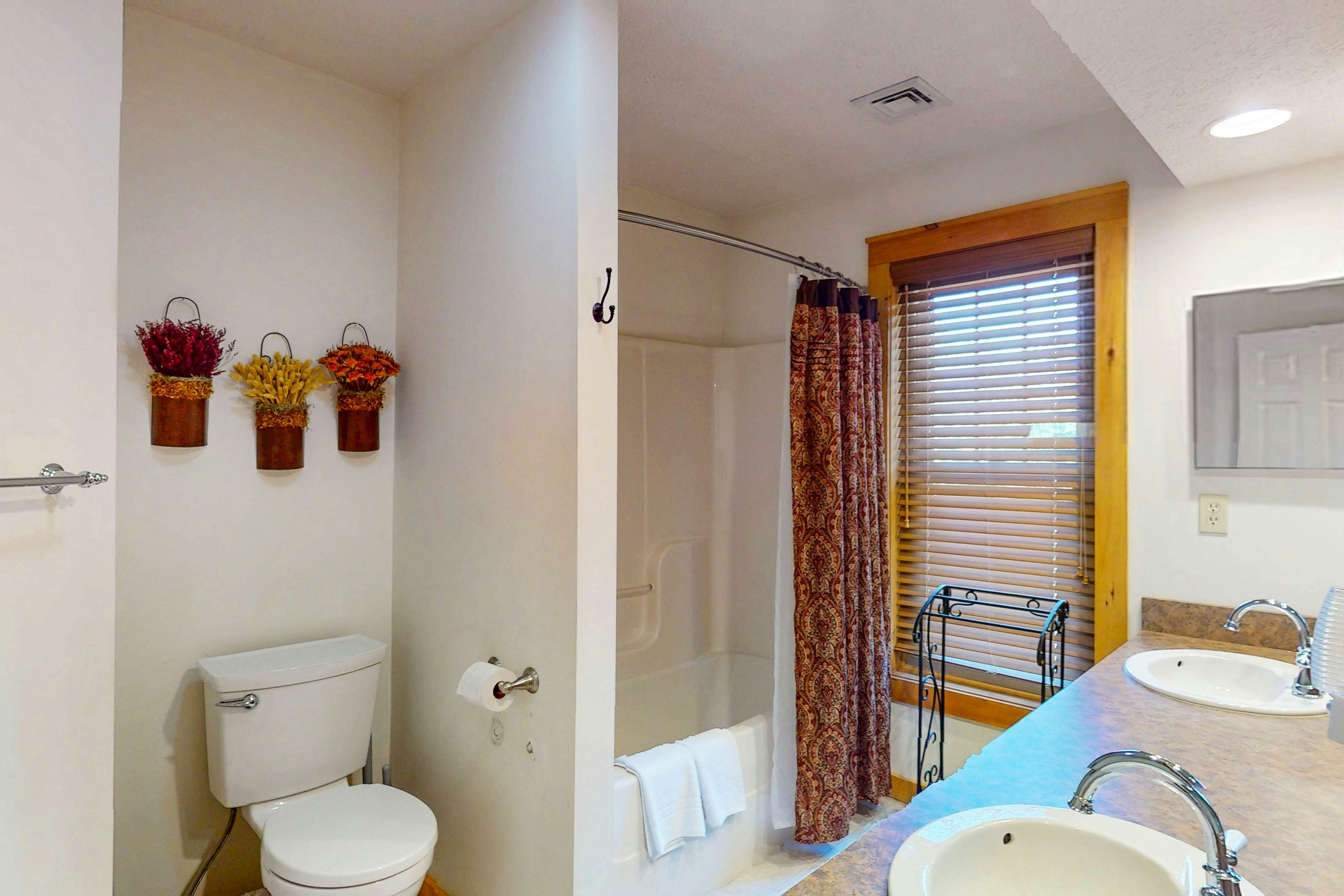 The Overlook Nook in Northridge