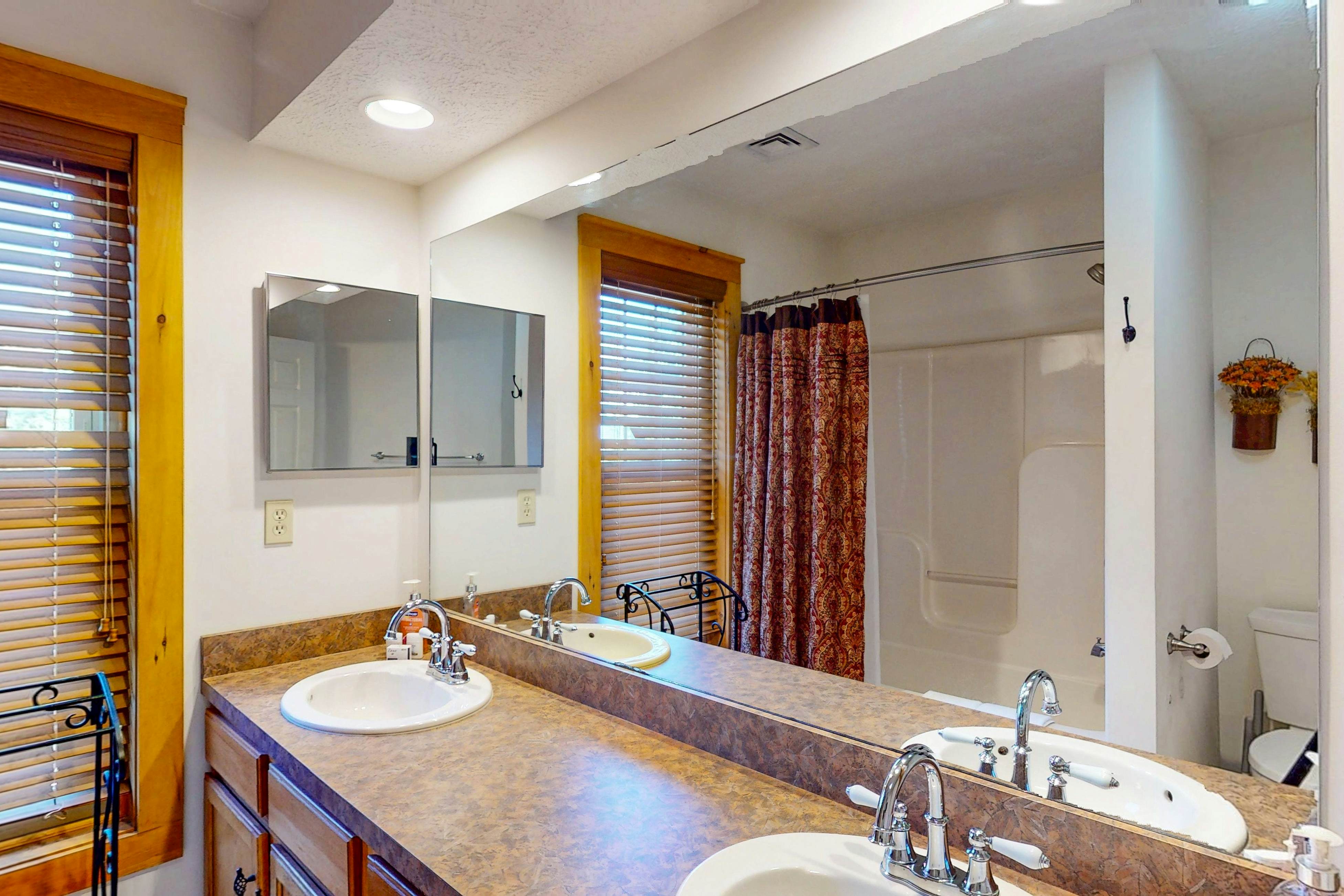 The Overlook Nook in Northridge